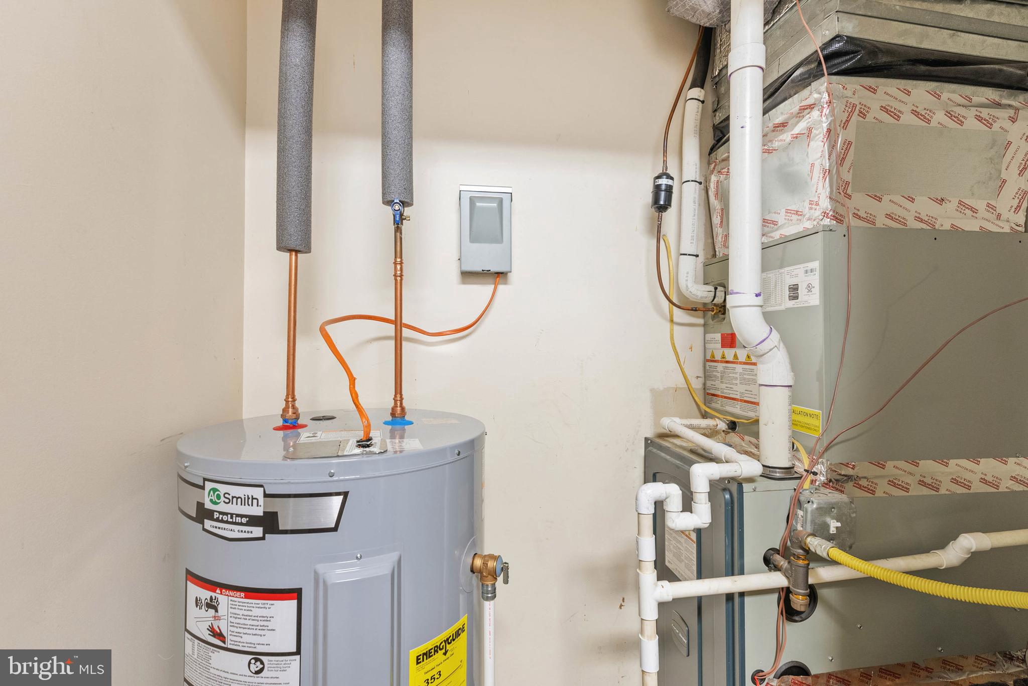 DICKINSON NARROWS - Commercial Sale