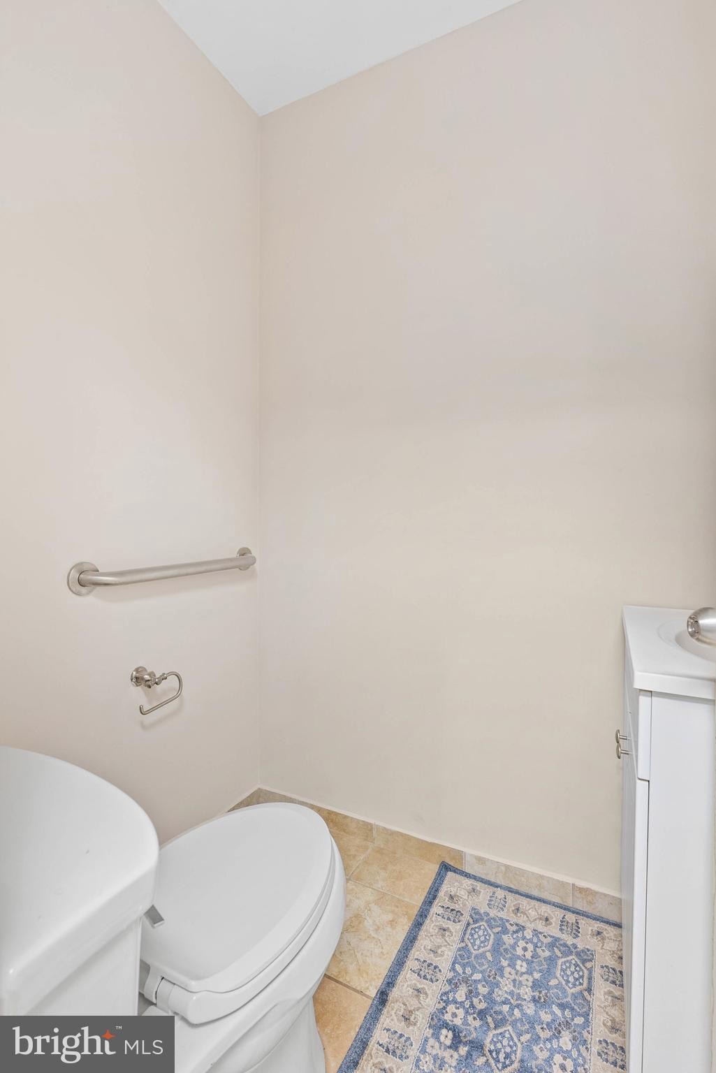 DICKINSON NARROWS - Commercial Sale