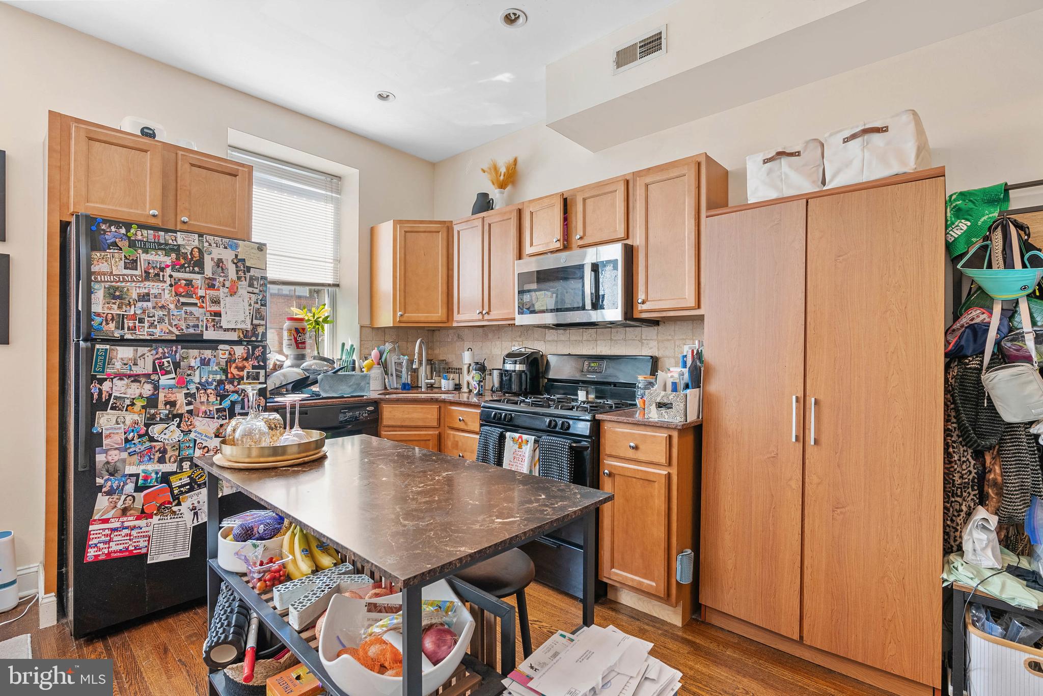 DICKINSON NARROWS - Commercial Sale