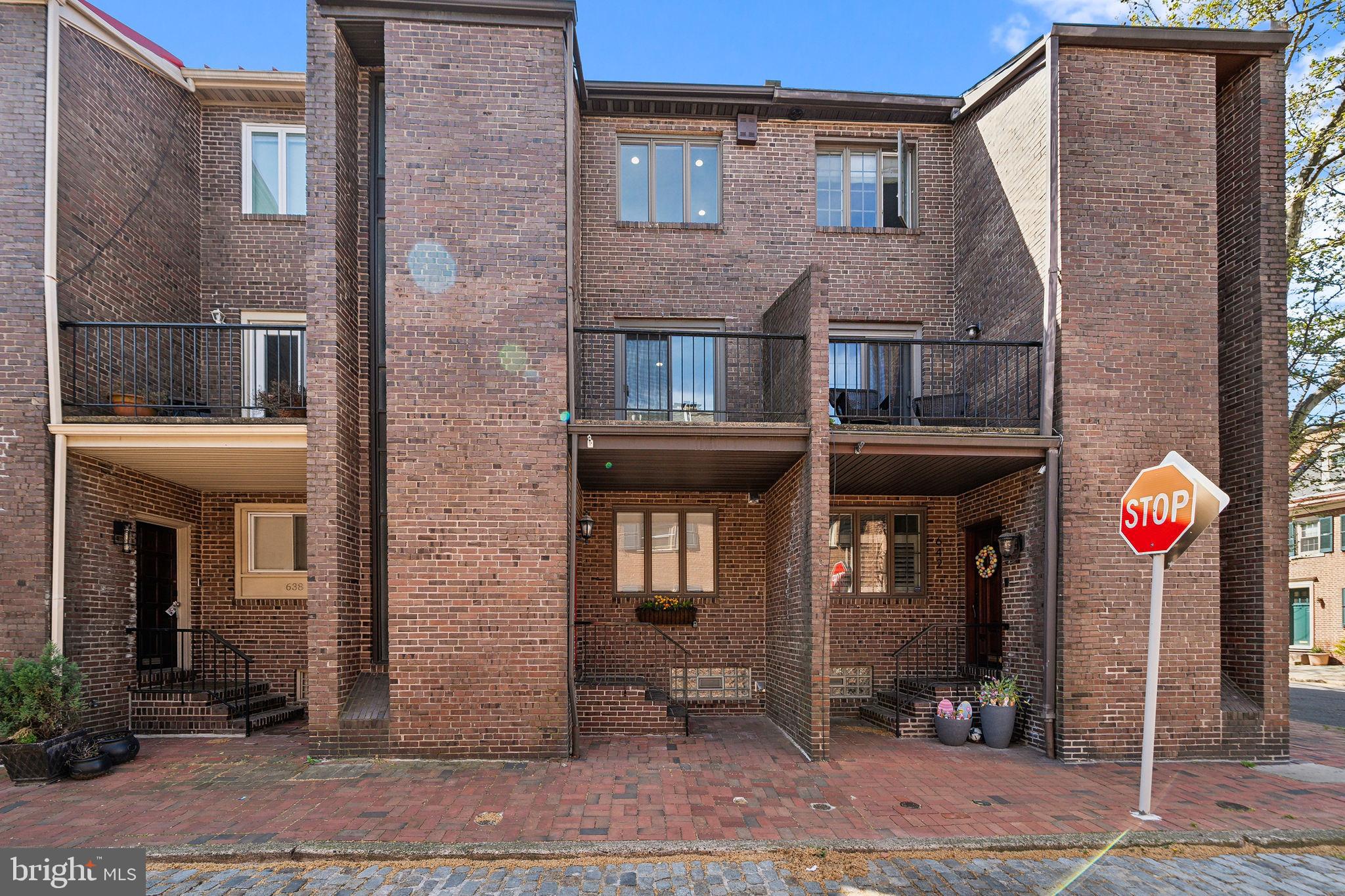 SOCIETY HILL - Residential