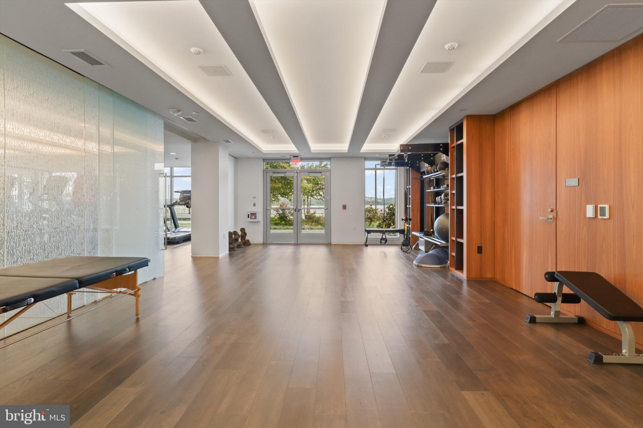 ROBINSON LANDING - Residential