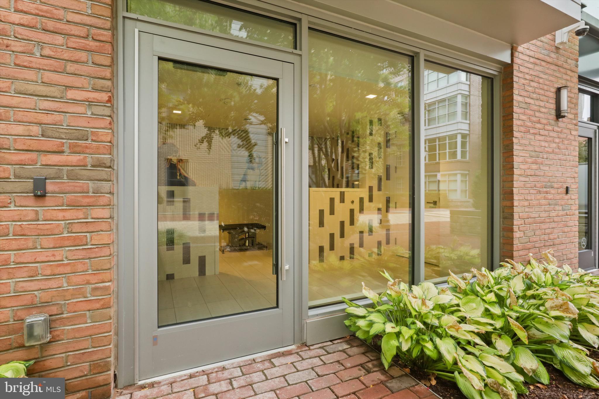 ROBINSON LANDING - Residential