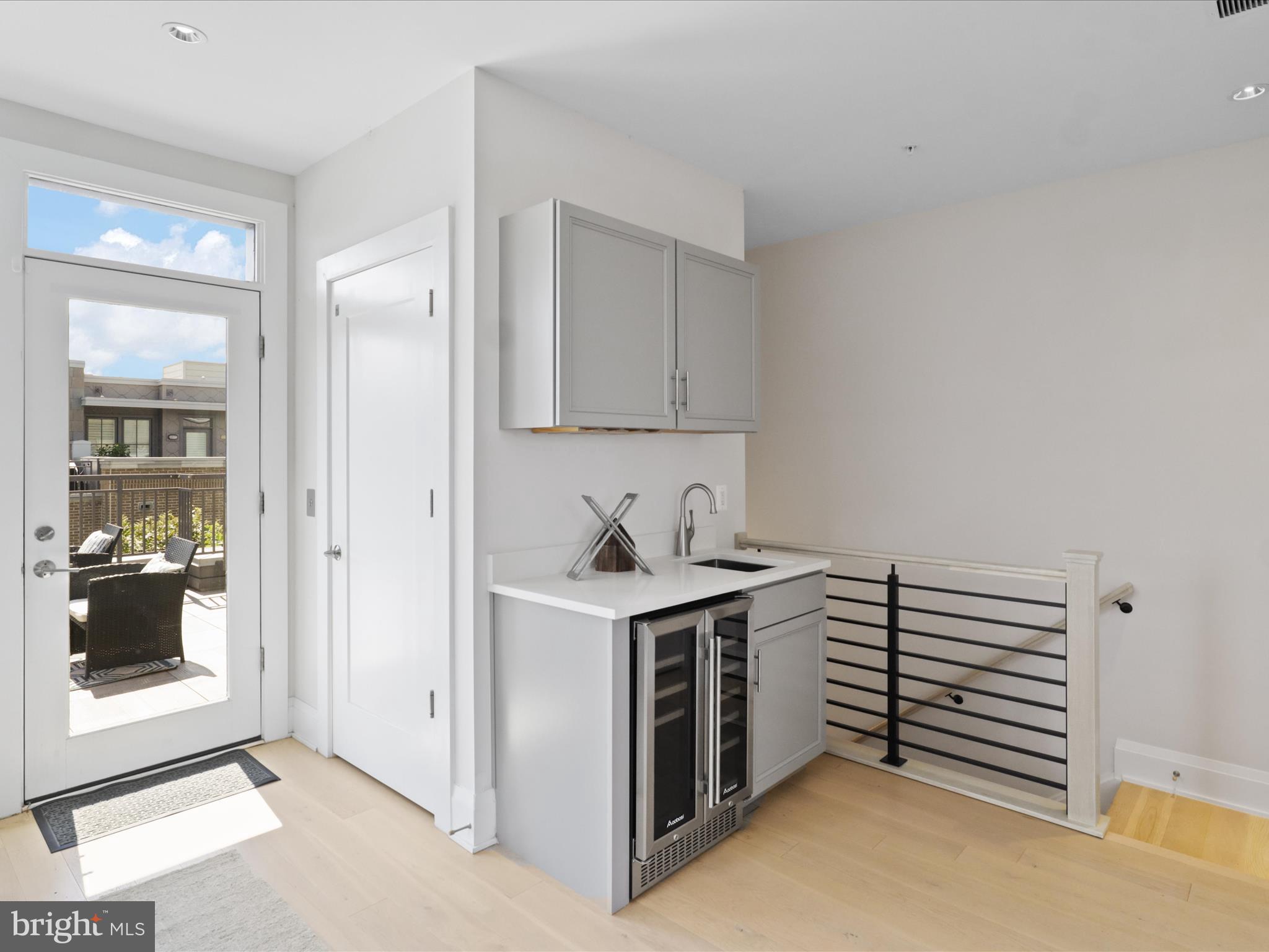 ROBINSON LANDING - Residential