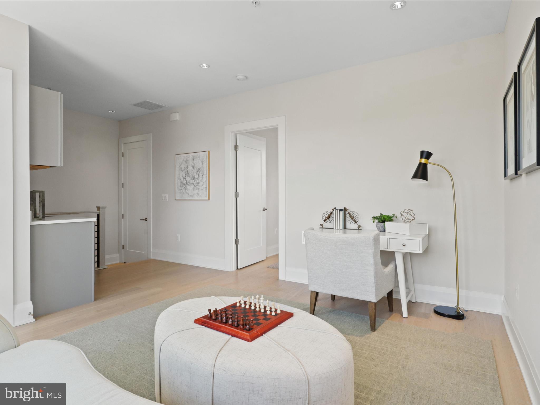 ROBINSON LANDING - Residential