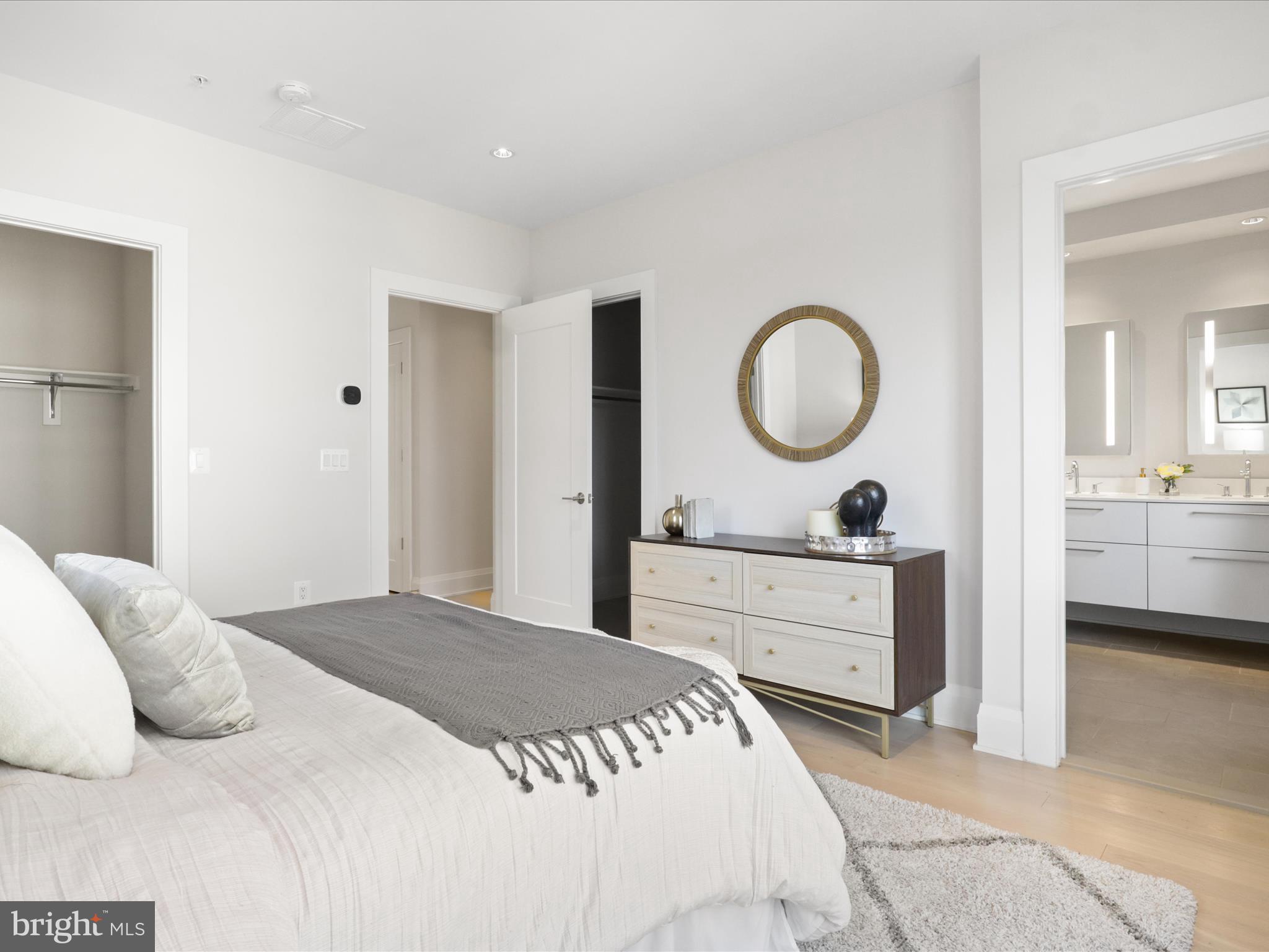 ROBINSON LANDING - Residential