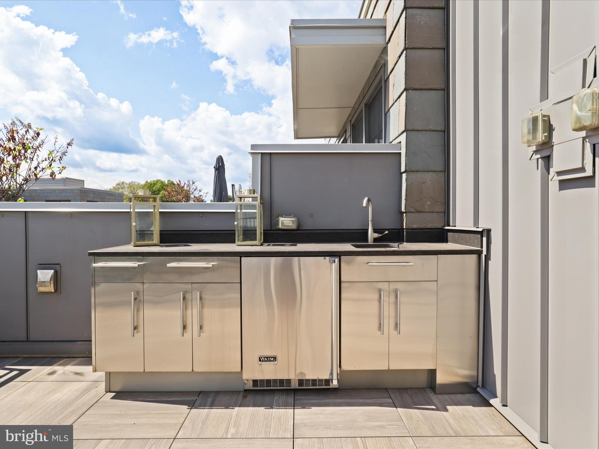 ROBINSON LANDING - Residential