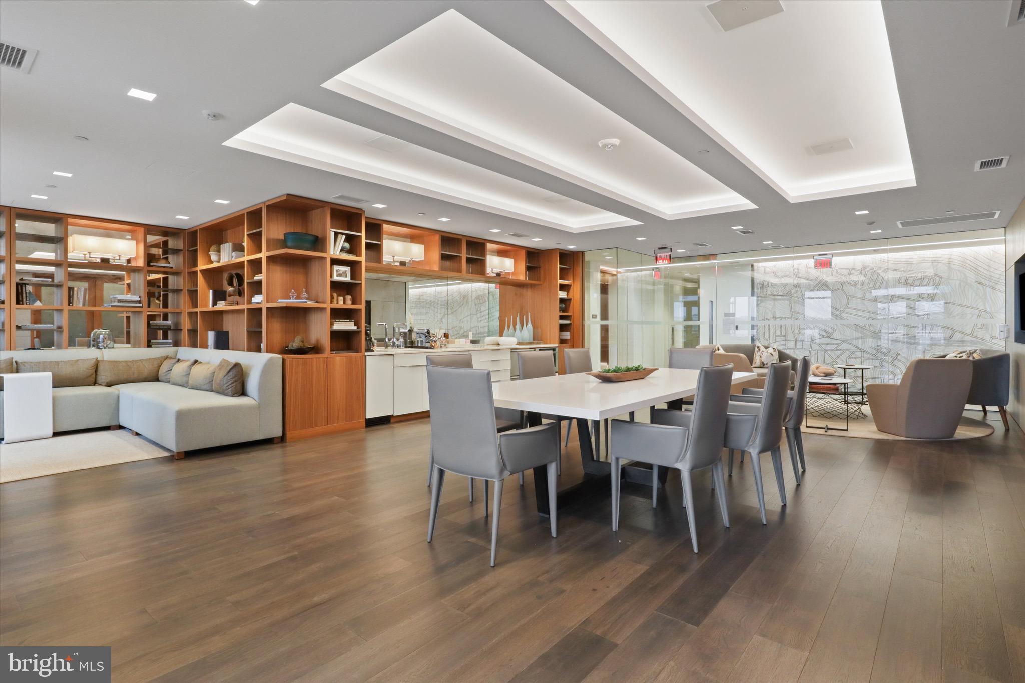 ROBINSON LANDING - Residential