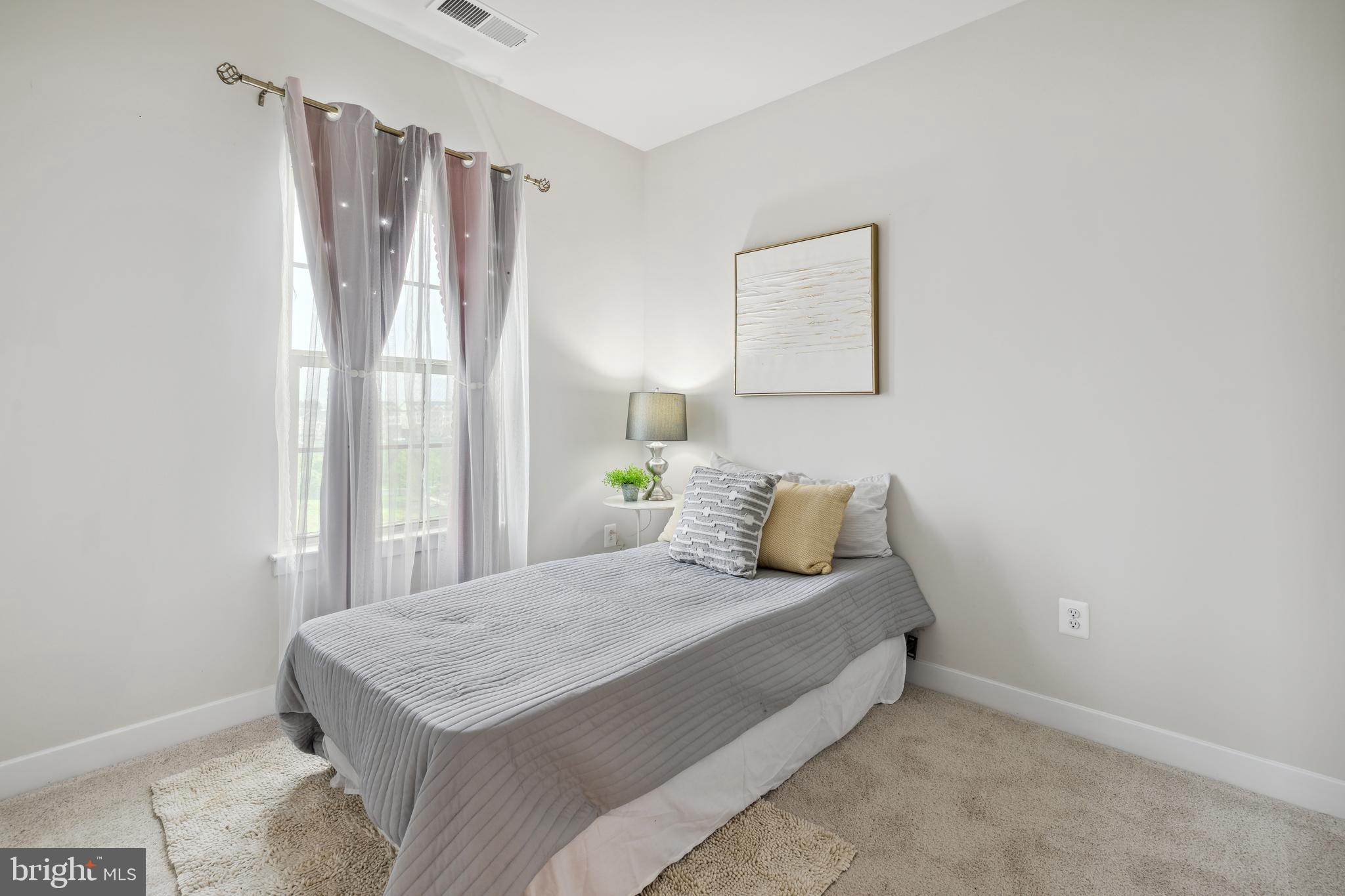 OAKDALE VILLAGE - Residential