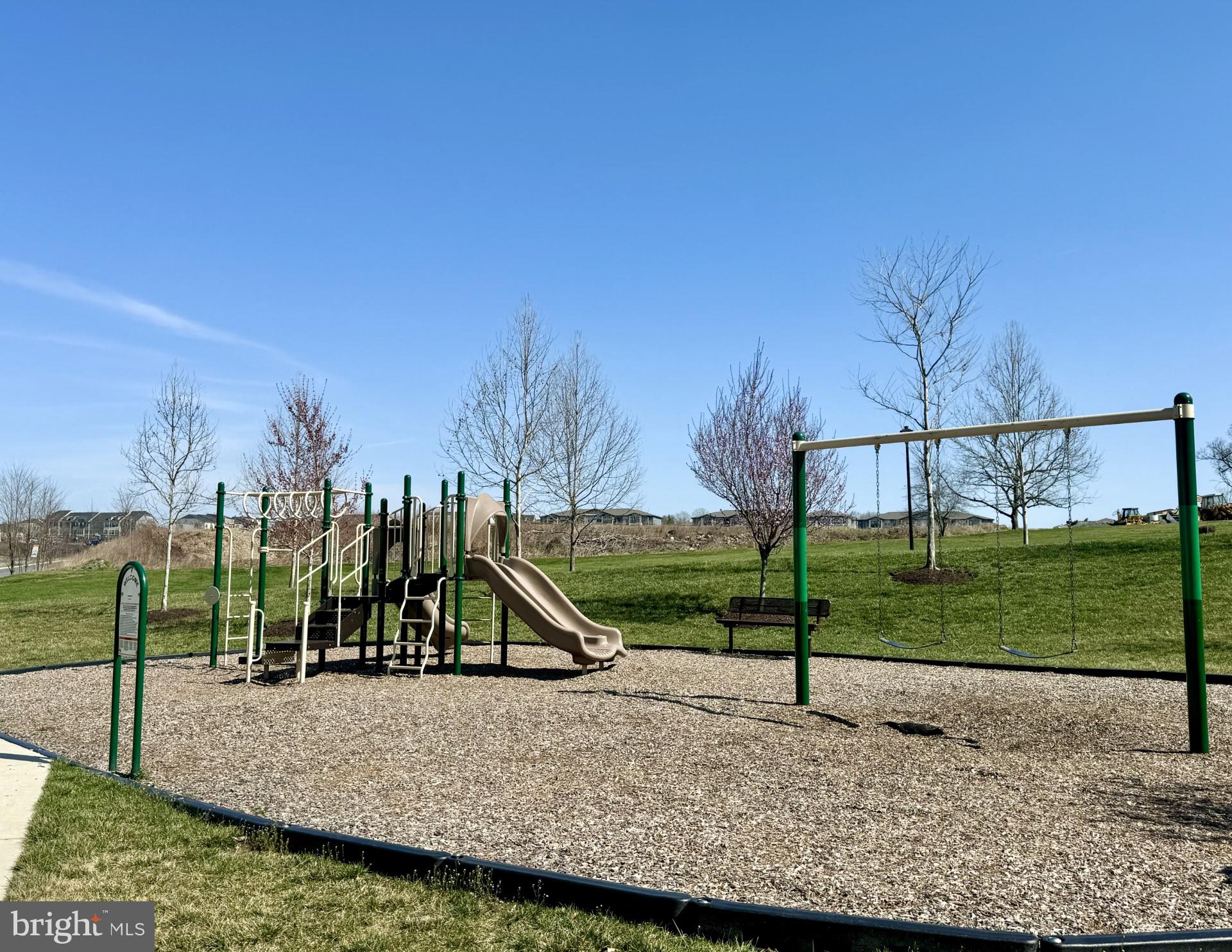 OAKDALE VILLAGE - Residential