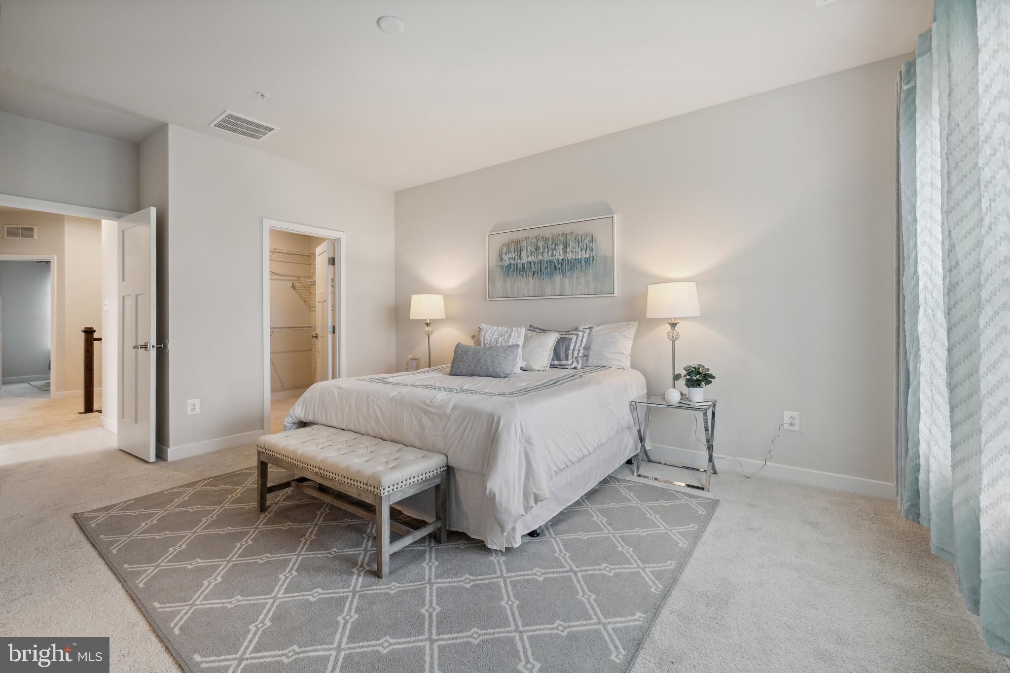 OAKDALE VILLAGE - Residential