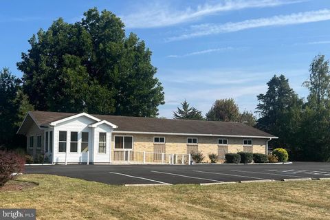 Photo of 130 Main St E, FAYETTEVILLE, PA 17222 (MLS # PAFL2031656)