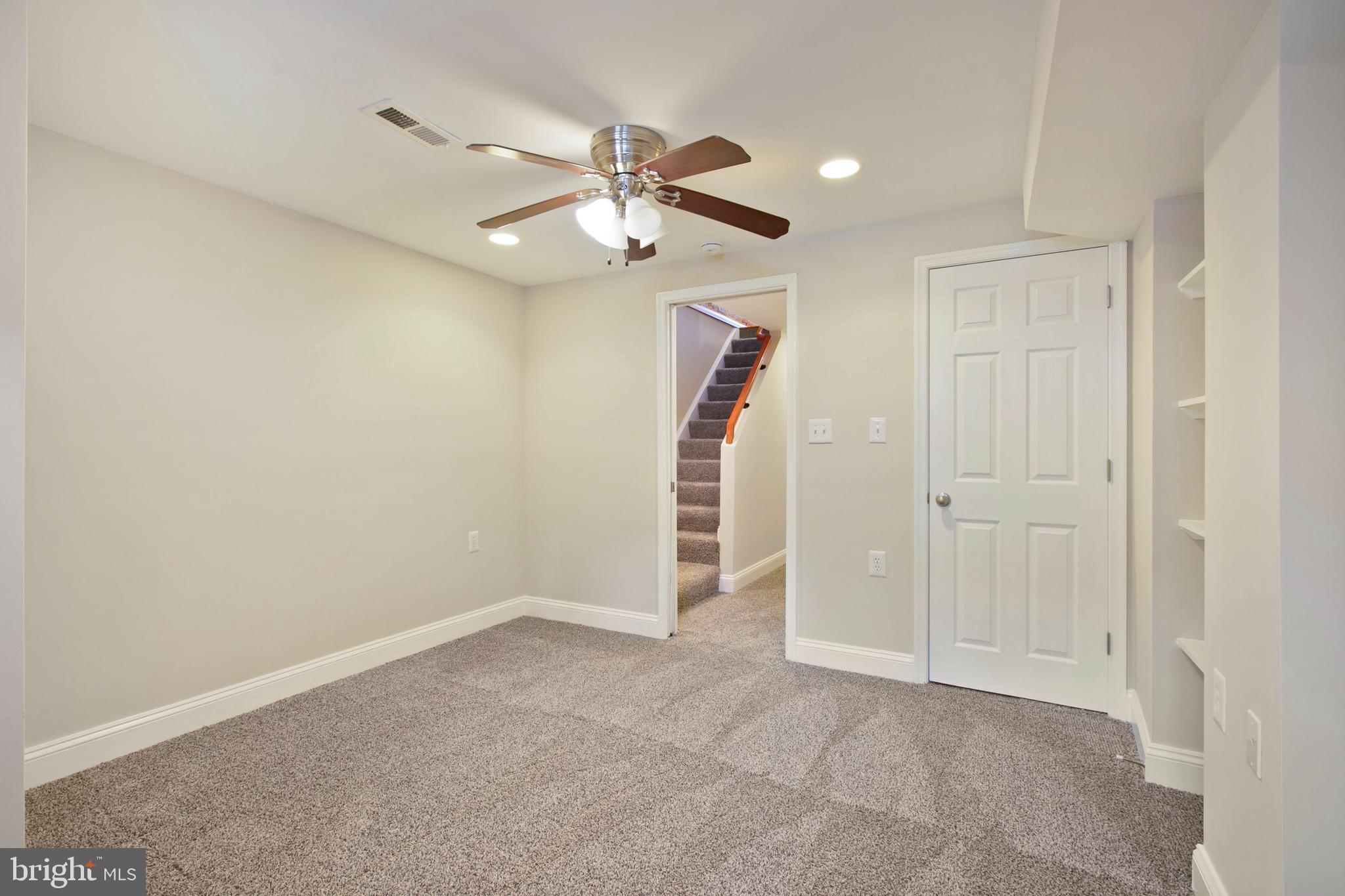 HIGHLANDTOWN - Residential