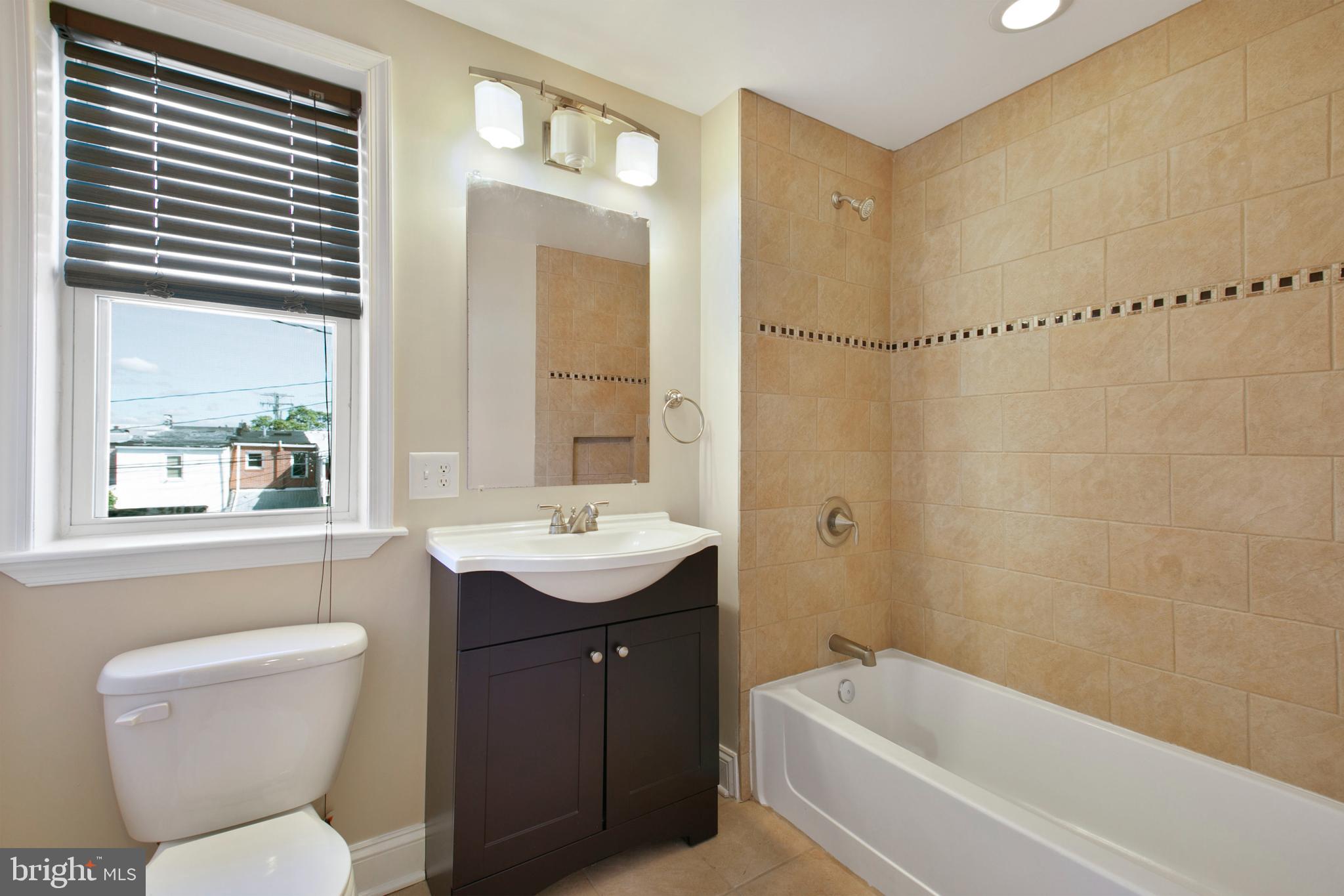 HIGHLANDTOWN - Residential