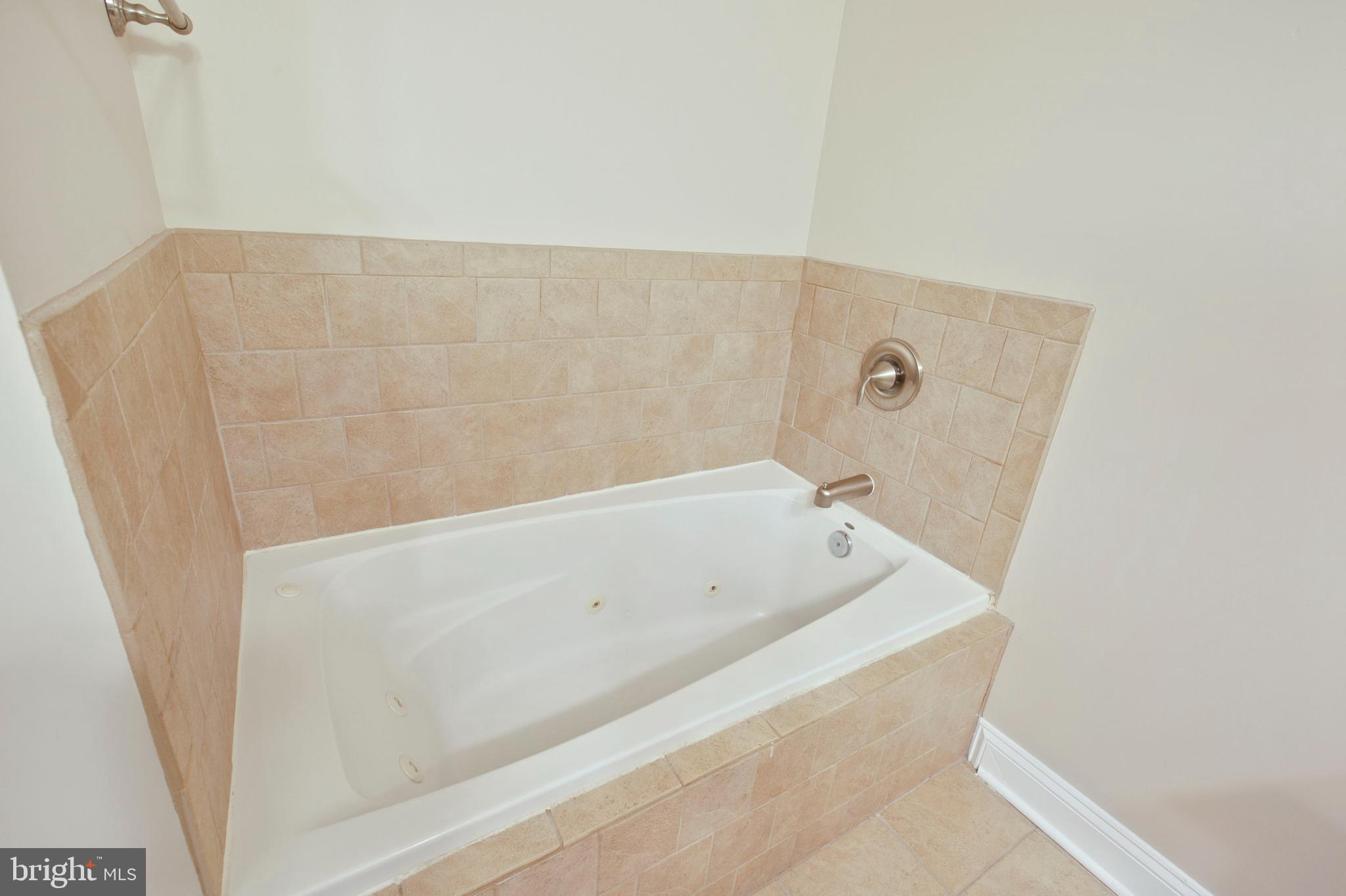 HIGHLANDTOWN - Residential