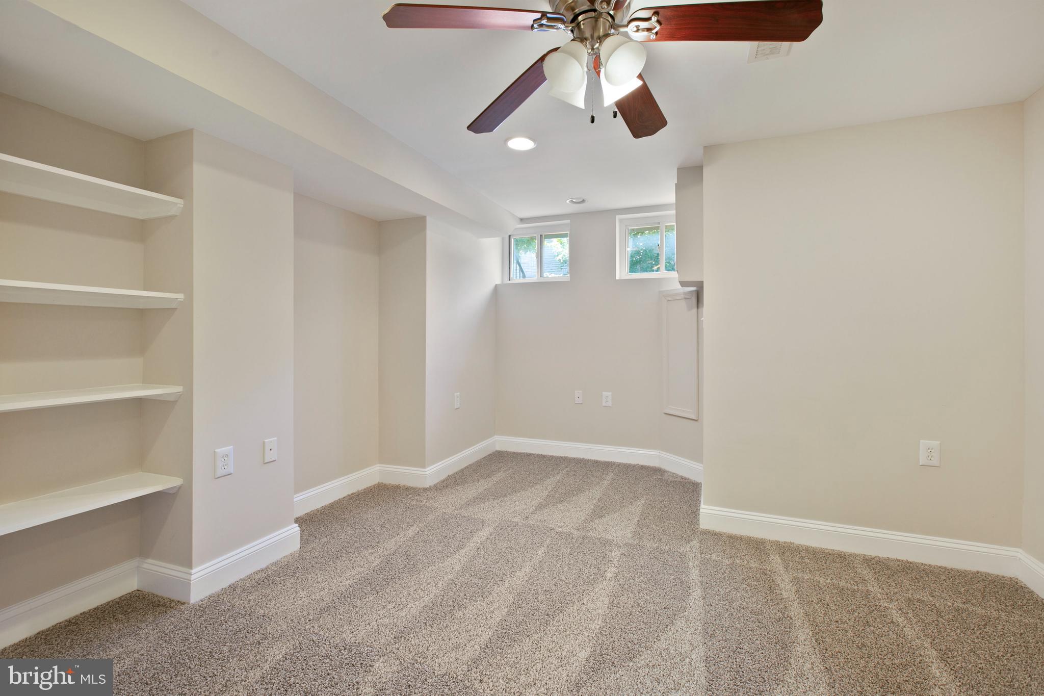 HIGHLANDTOWN - Residential