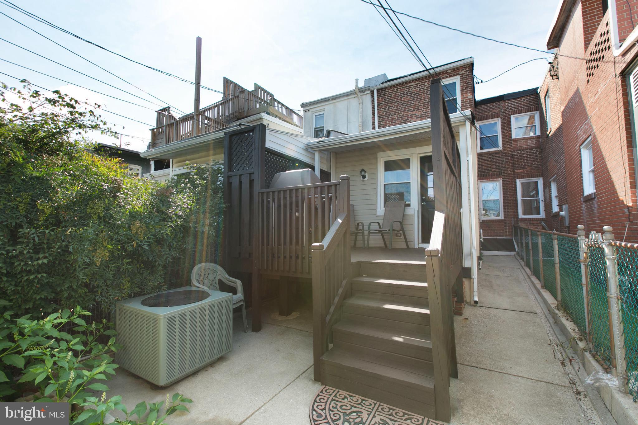 HIGHLANDTOWN - Residential