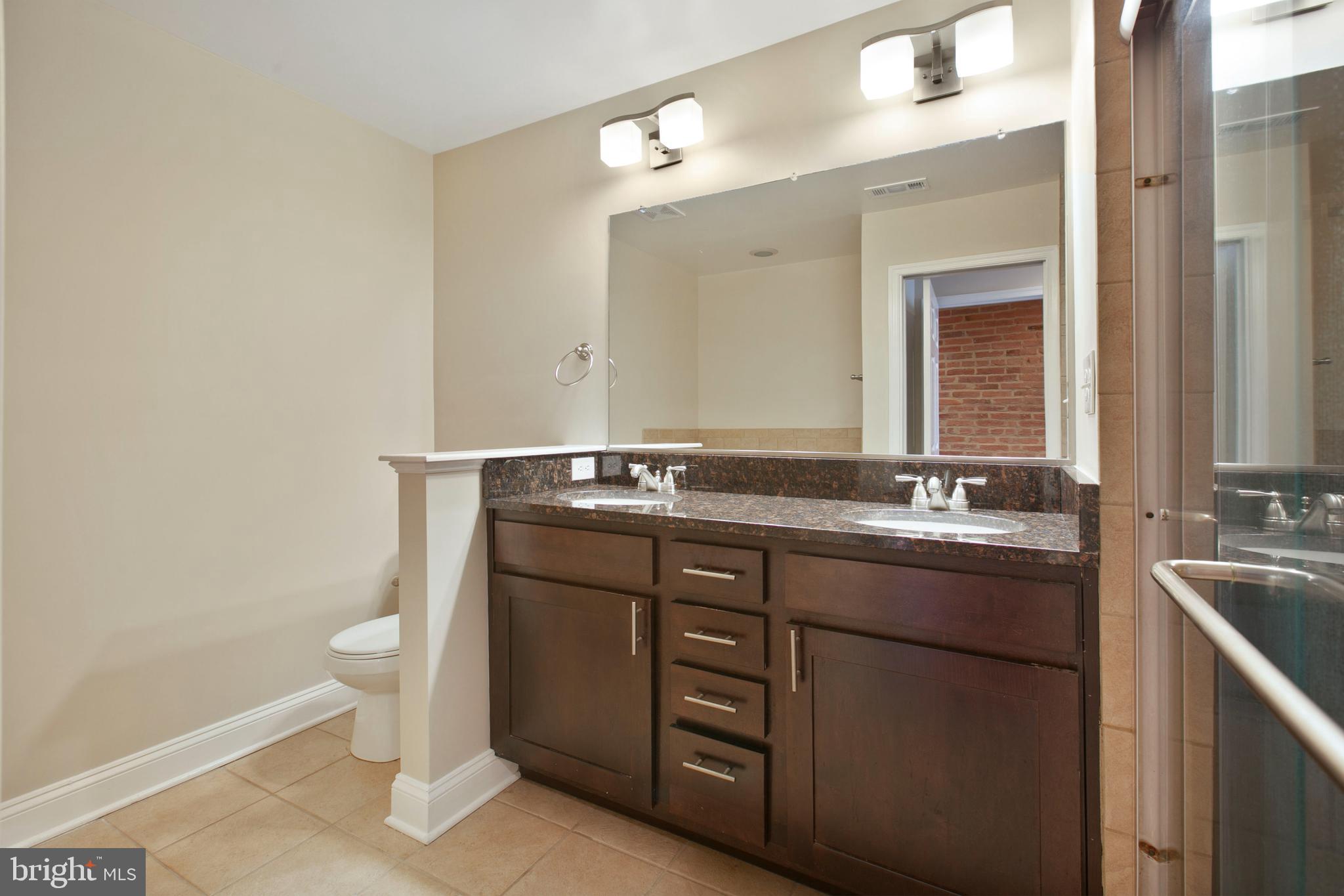 HIGHLANDTOWN - Residential