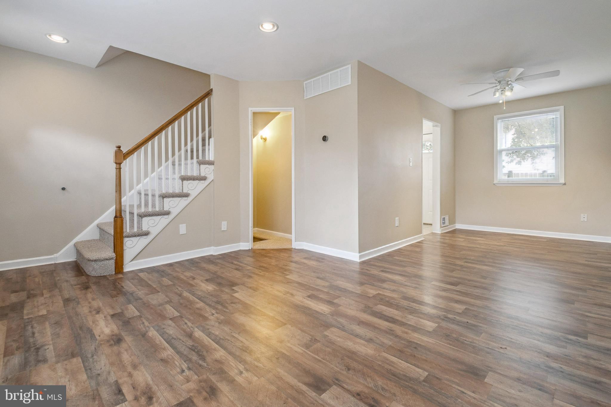 LAUREL GARDENS - Residential