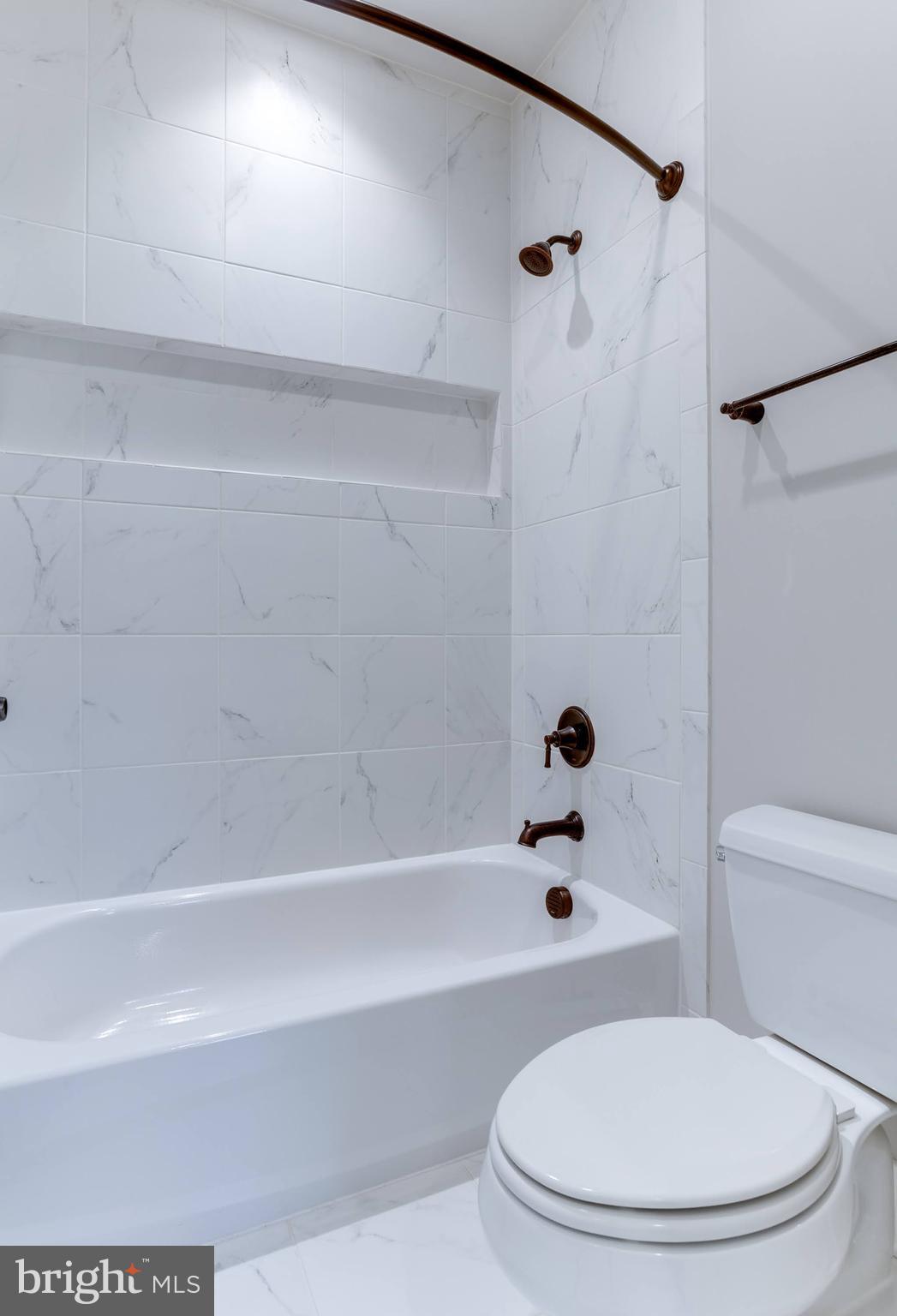 WAKEFIELD FOREST - Residential