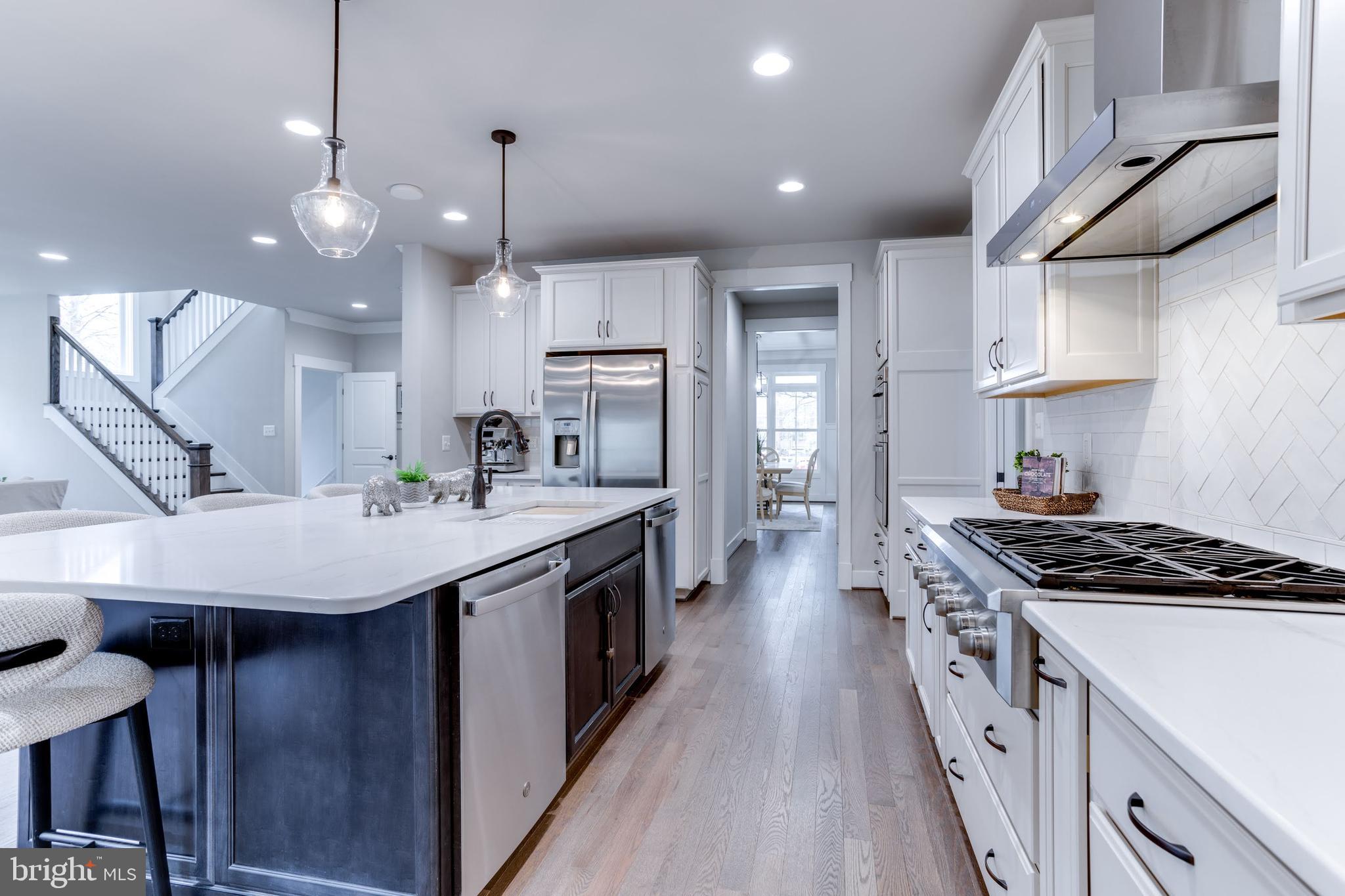 WAKEFIELD FOREST - Residential