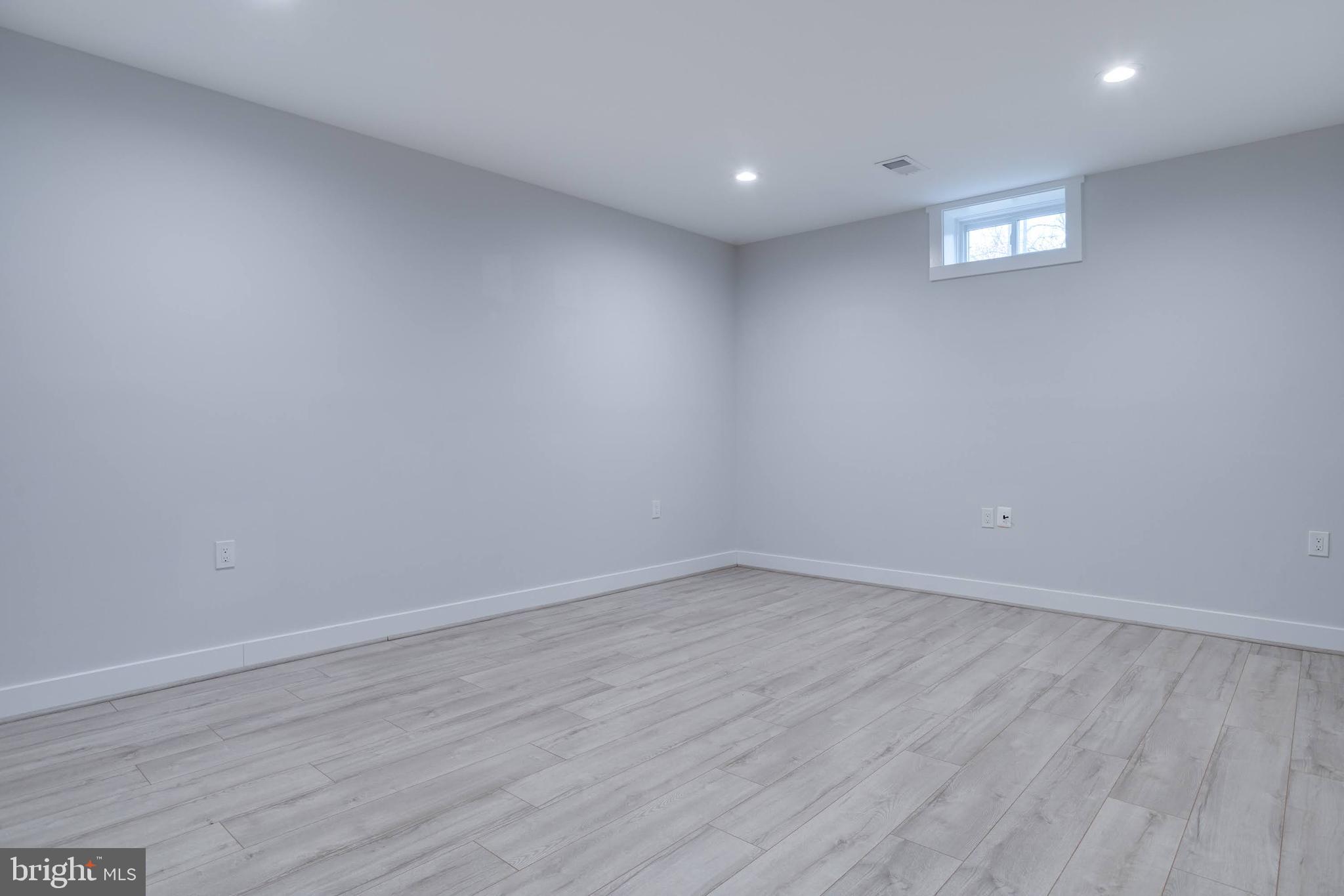 WAKEFIELD FOREST - Residential