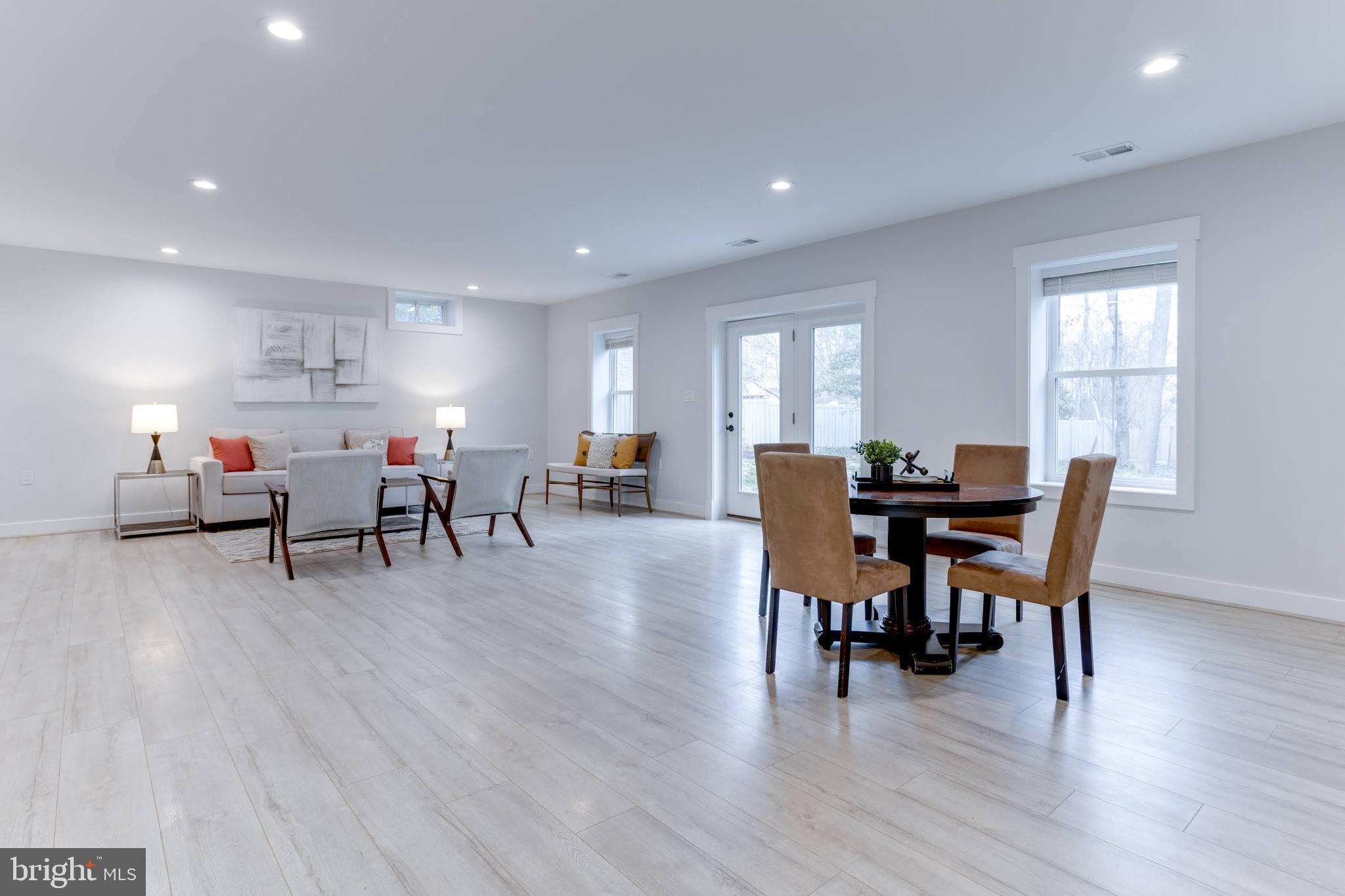 WAKEFIELD FOREST - Residential