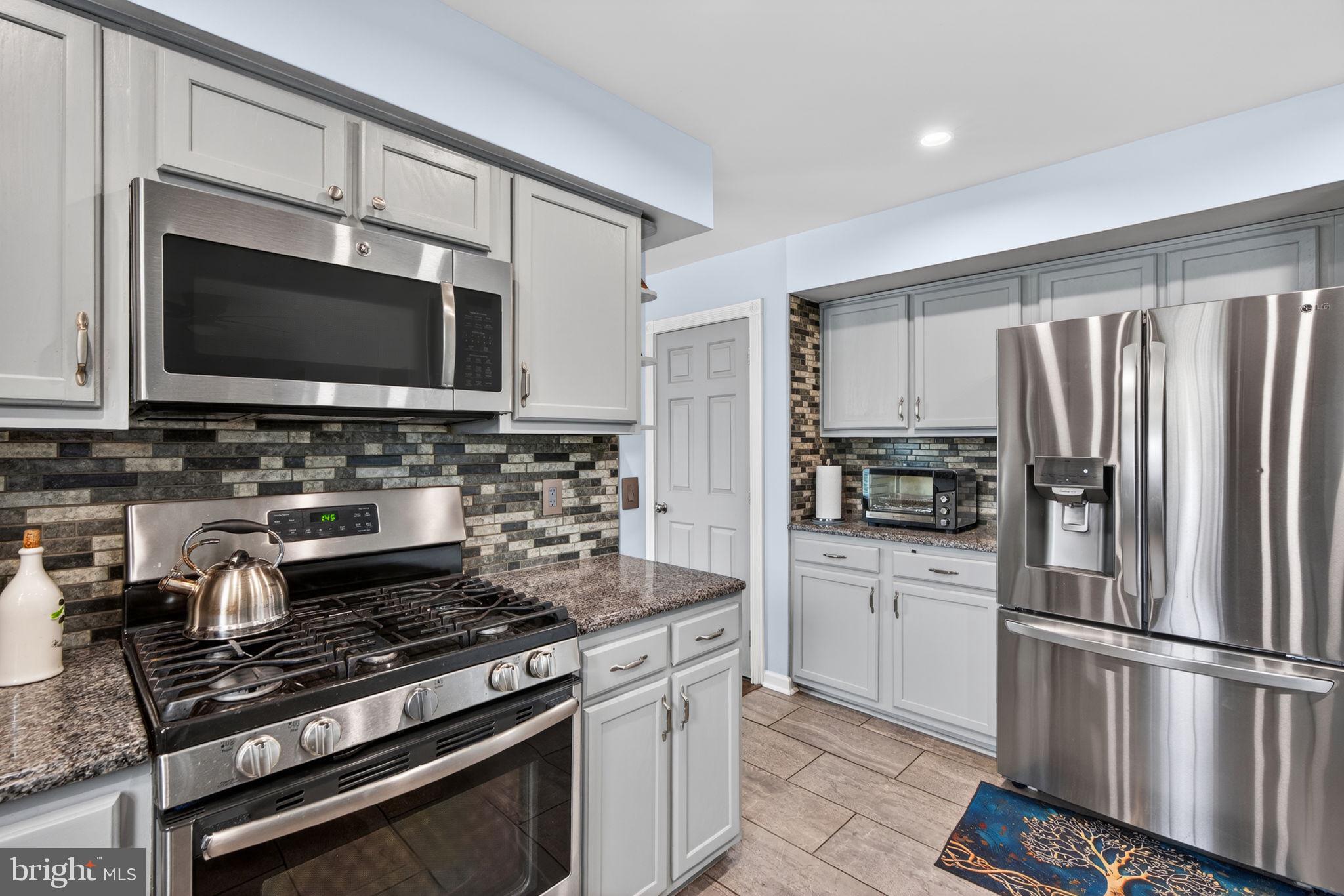 PENNWAY ESTATES - Residential