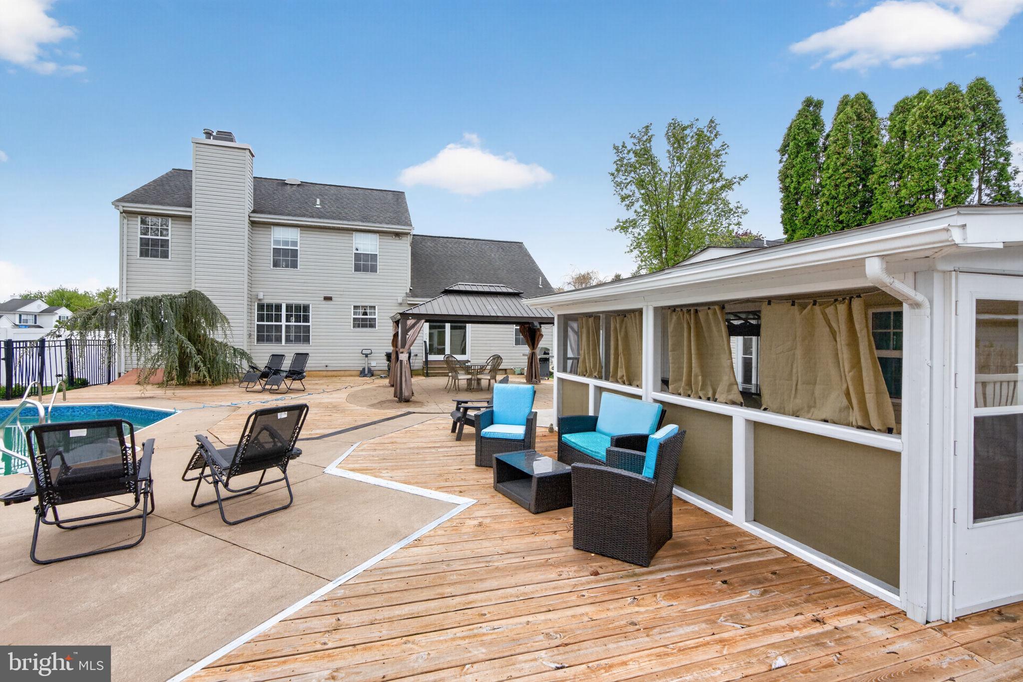 PENNWAY ESTATES - Residential