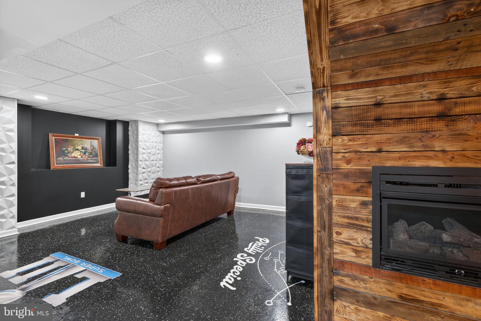 PENNWAY ESTATES - Residential