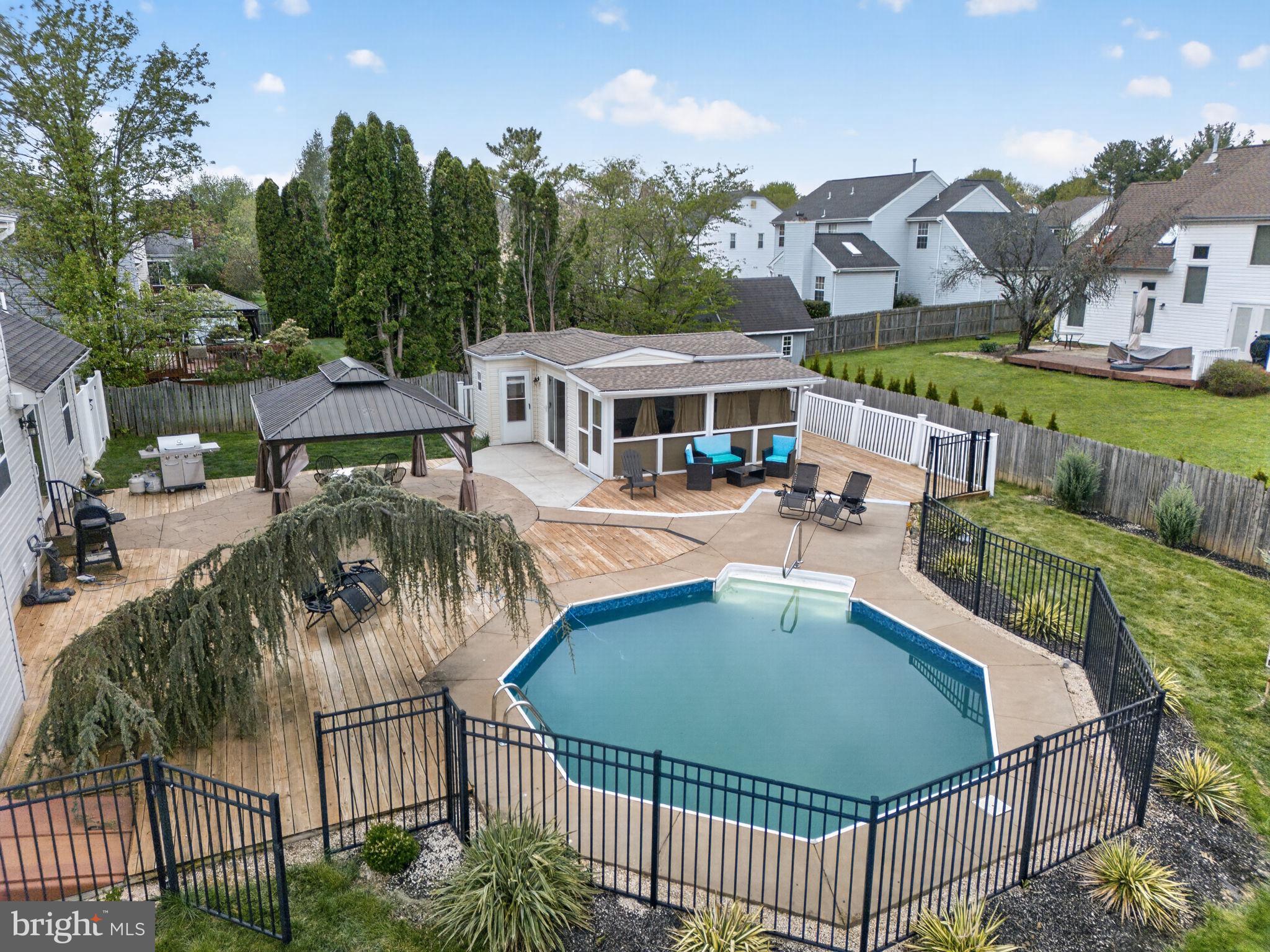 PENNWAY ESTATES - Residential