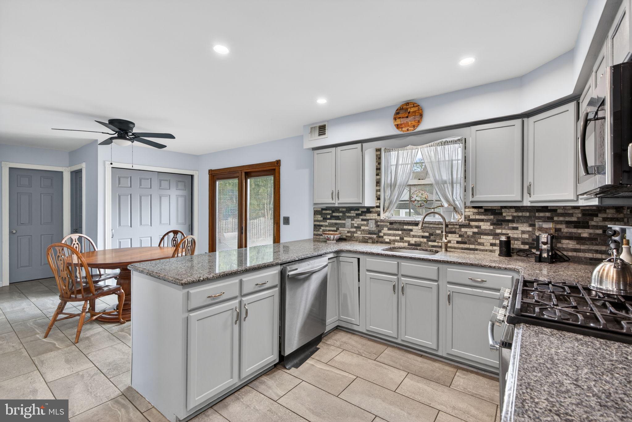 PENNWAY ESTATES - Residential