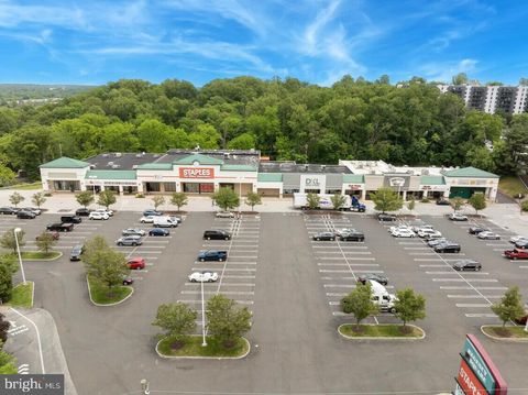 Photo of 1025 Easton Road, WILLOW GROVE, PA 19090 (MLS # PAMC2178462)