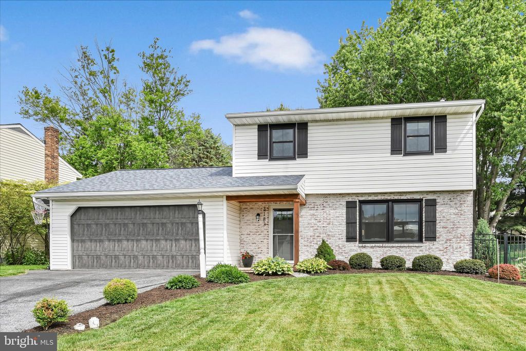 Photo of 3183 Thornapple Drive, LANCASTER, PA 17601 (MLS # PALA2088276)