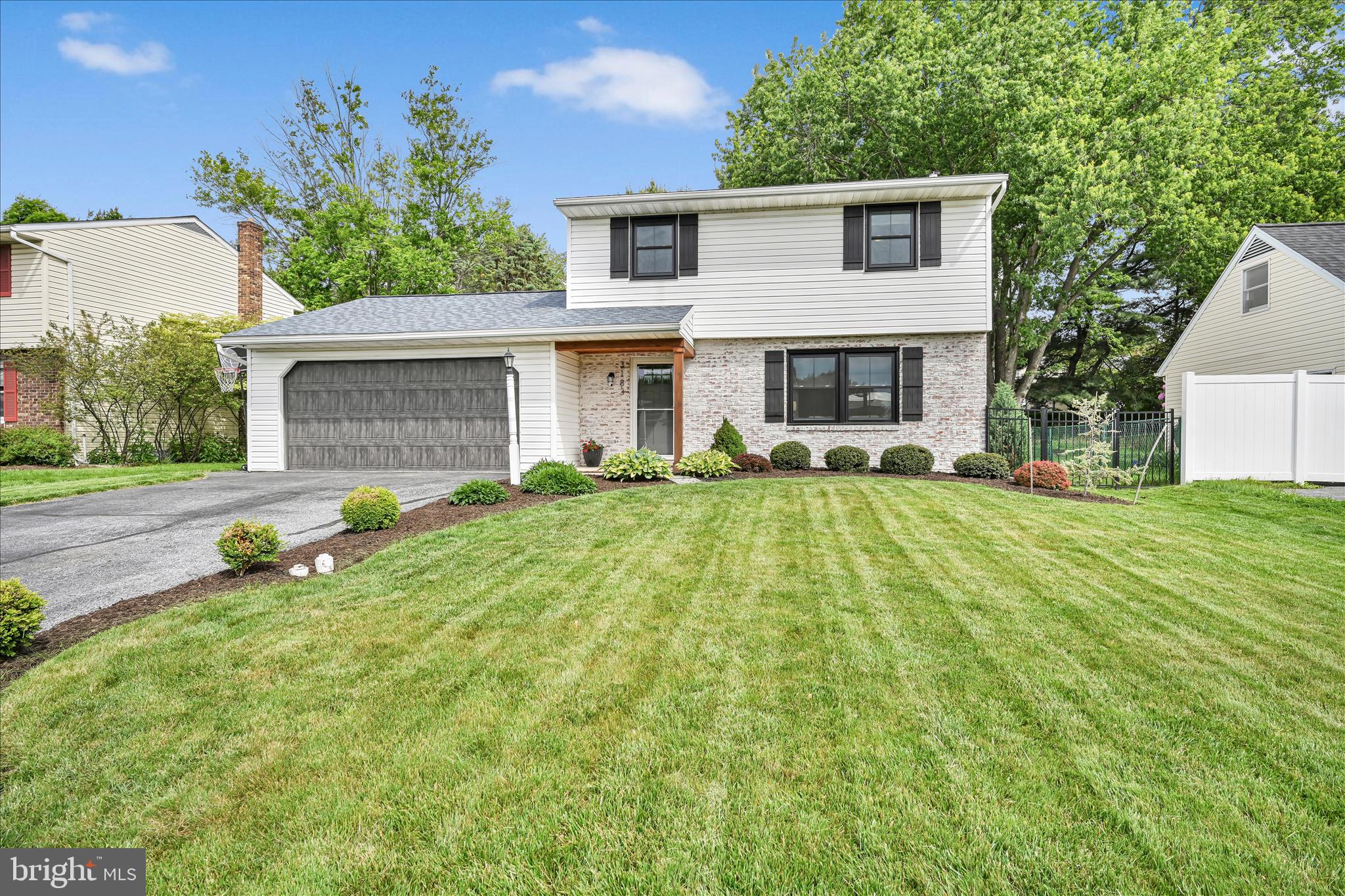 3183 THORNAPPLE DRIVE