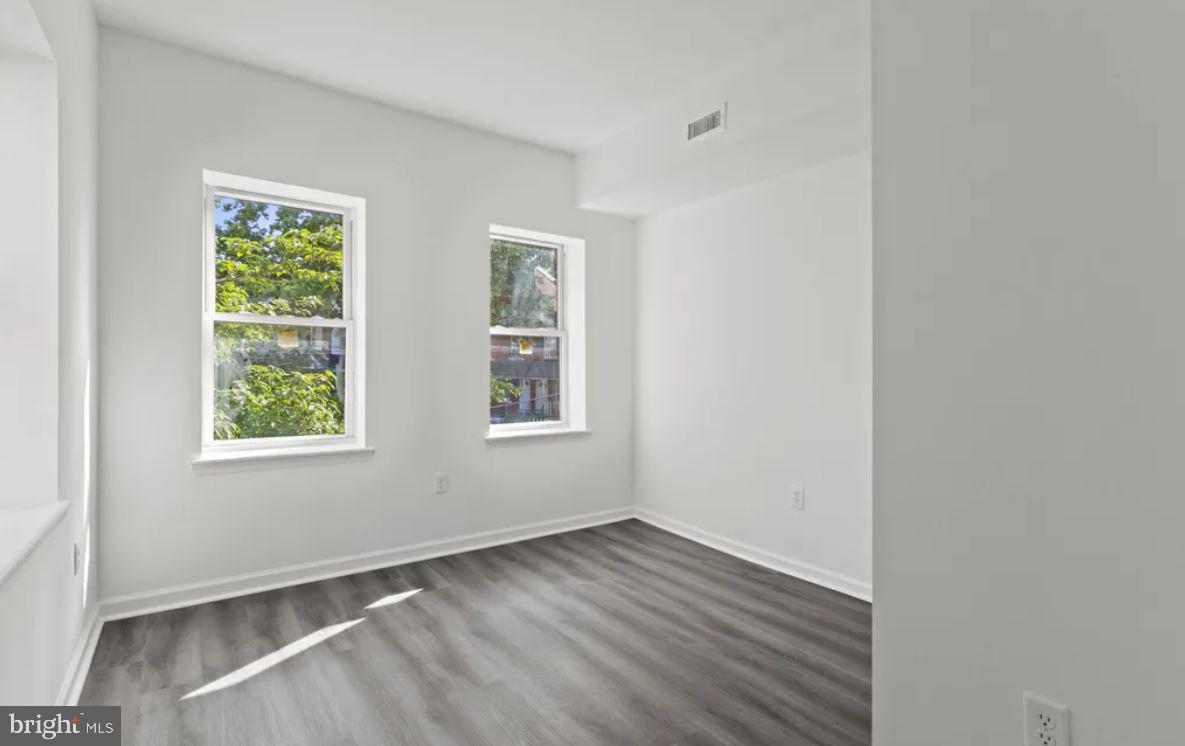 4149 LANCASTER AVENUE 1ST FLOOR