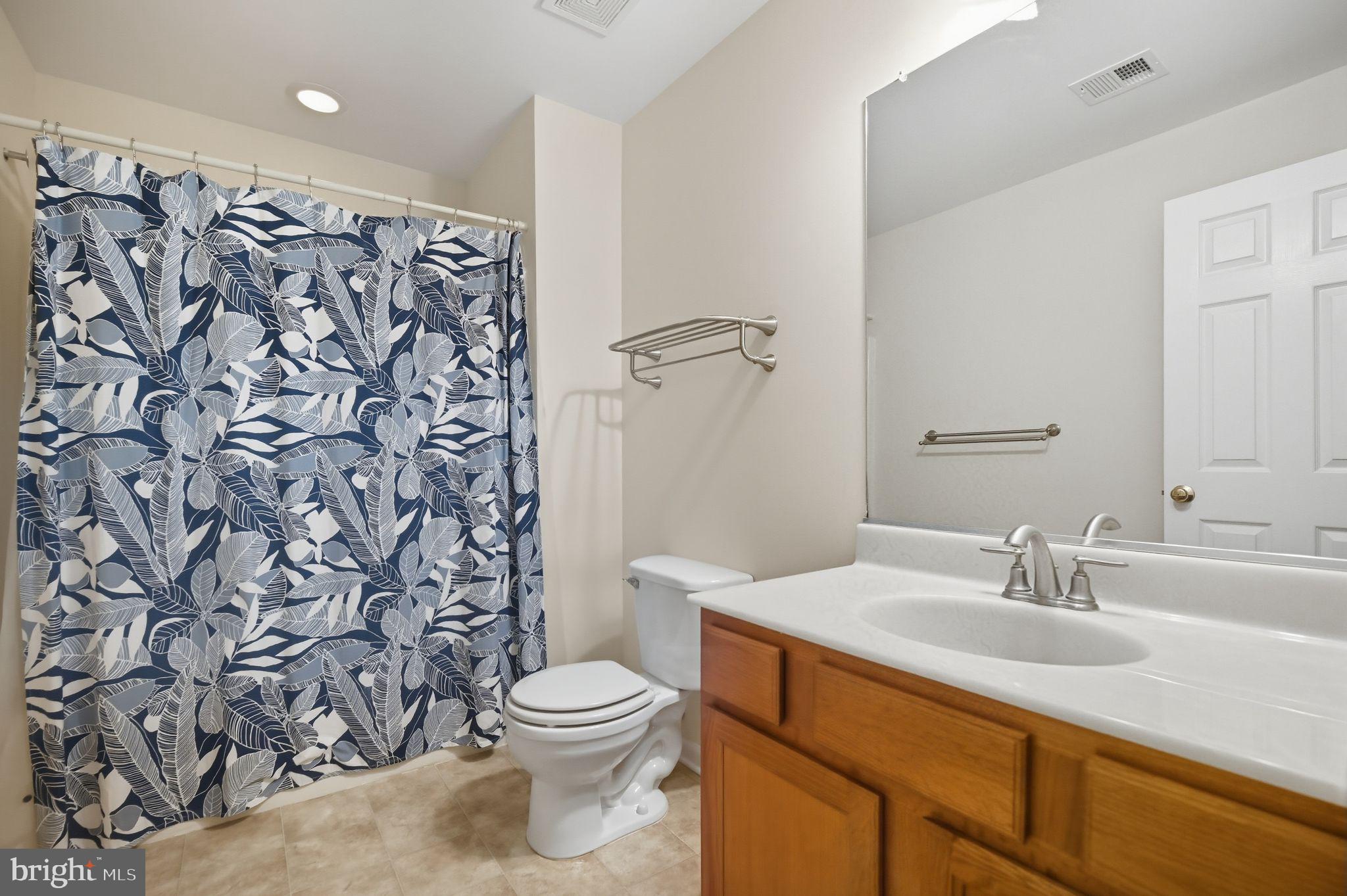 LAKE HOLIDAY ESTATES - Residential