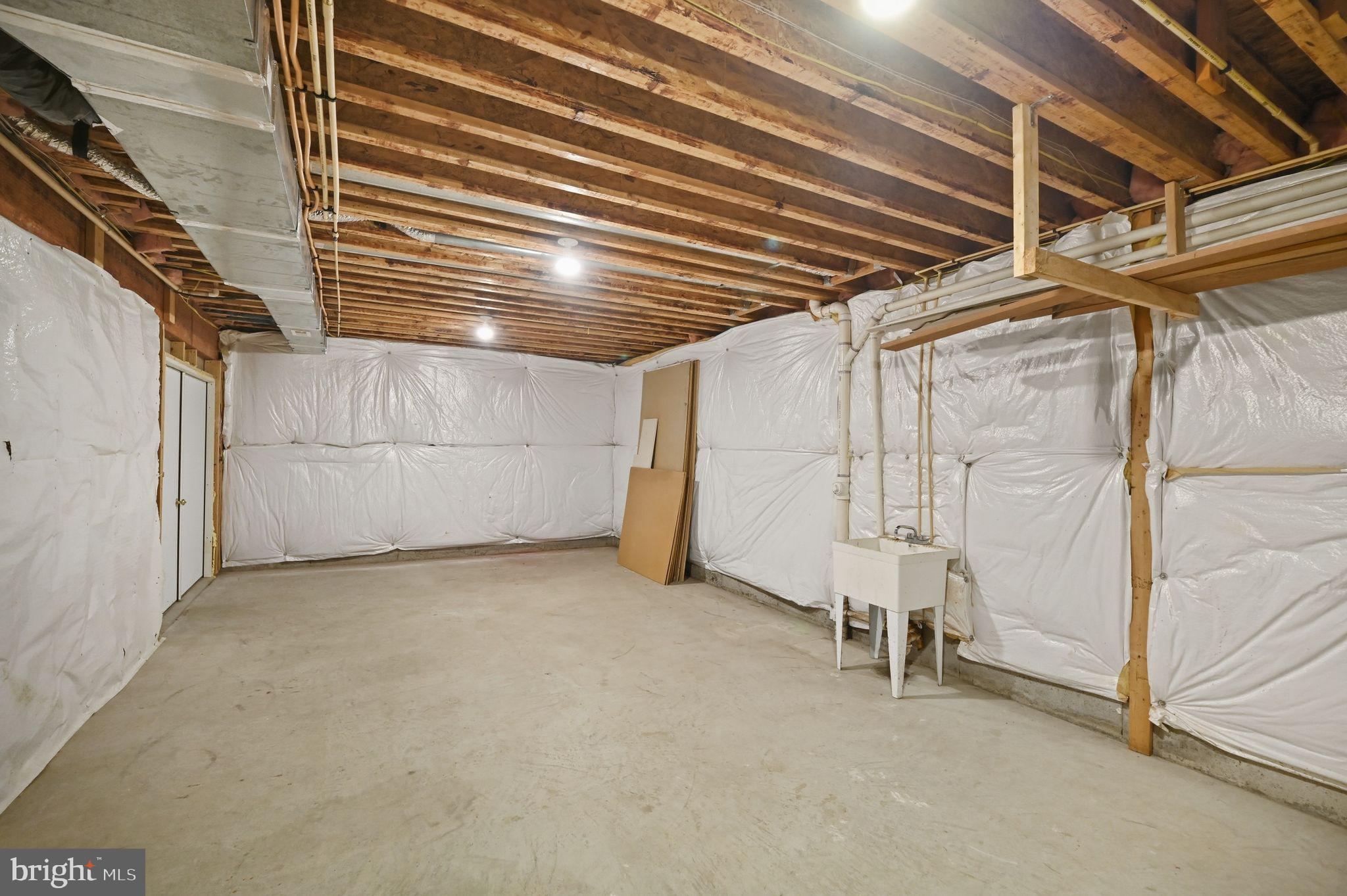 LAKE HOLIDAY ESTATES - Residential