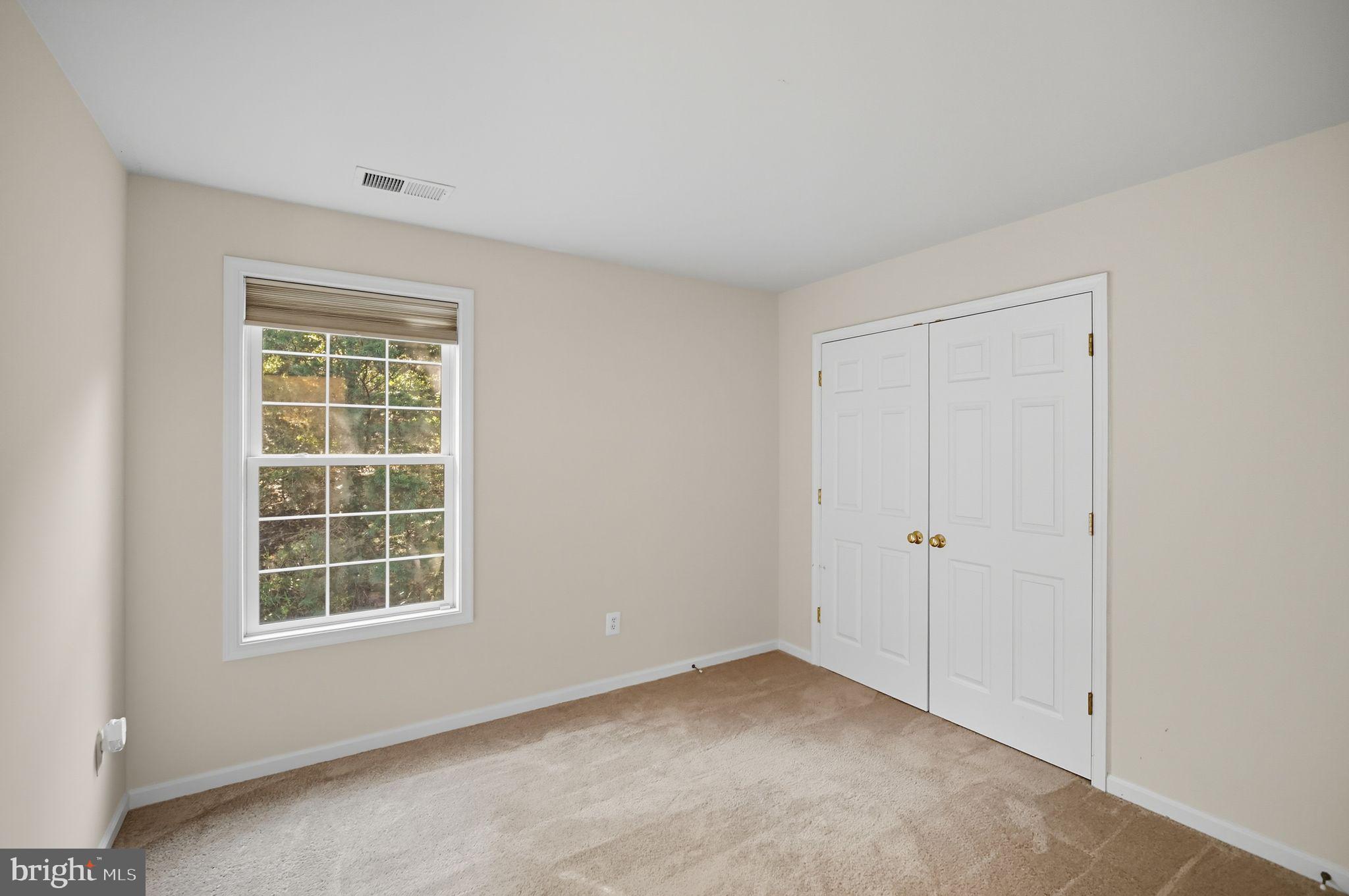 LAKE HOLIDAY ESTATES - Residential