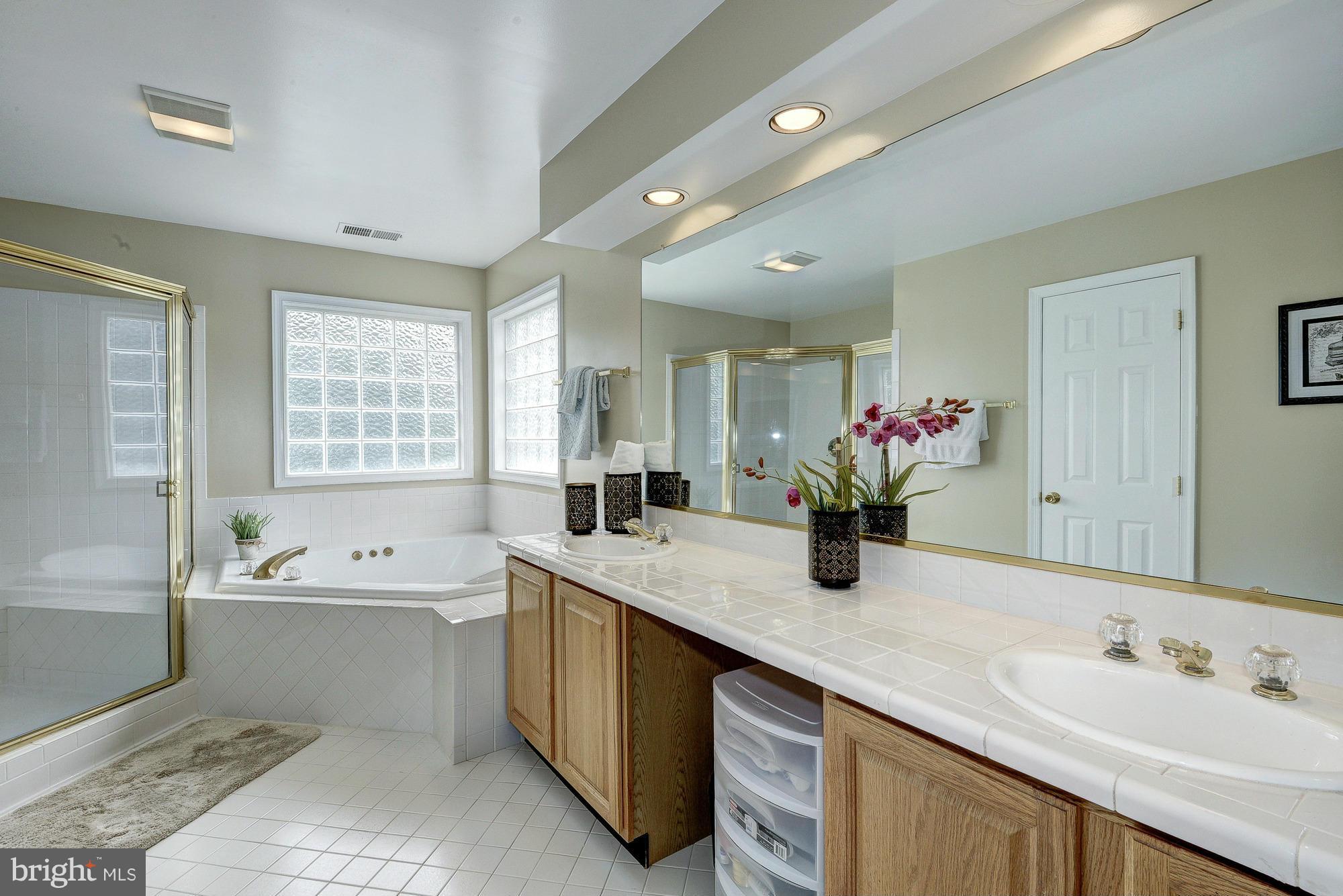 WHEATON OUT RES. (2) - Residential