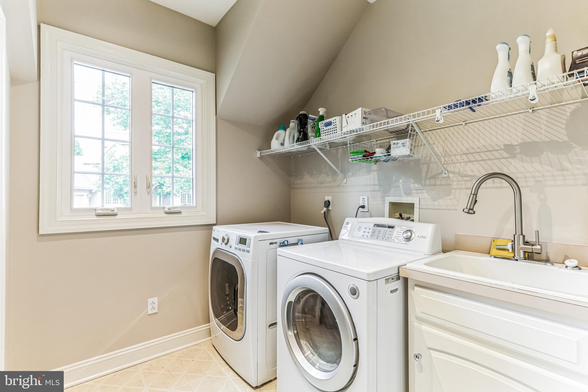 JORDAN ESTS - Residential