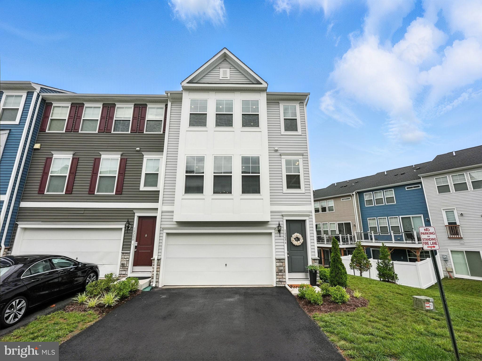 18286 SUMMIT POINTE DRIVE