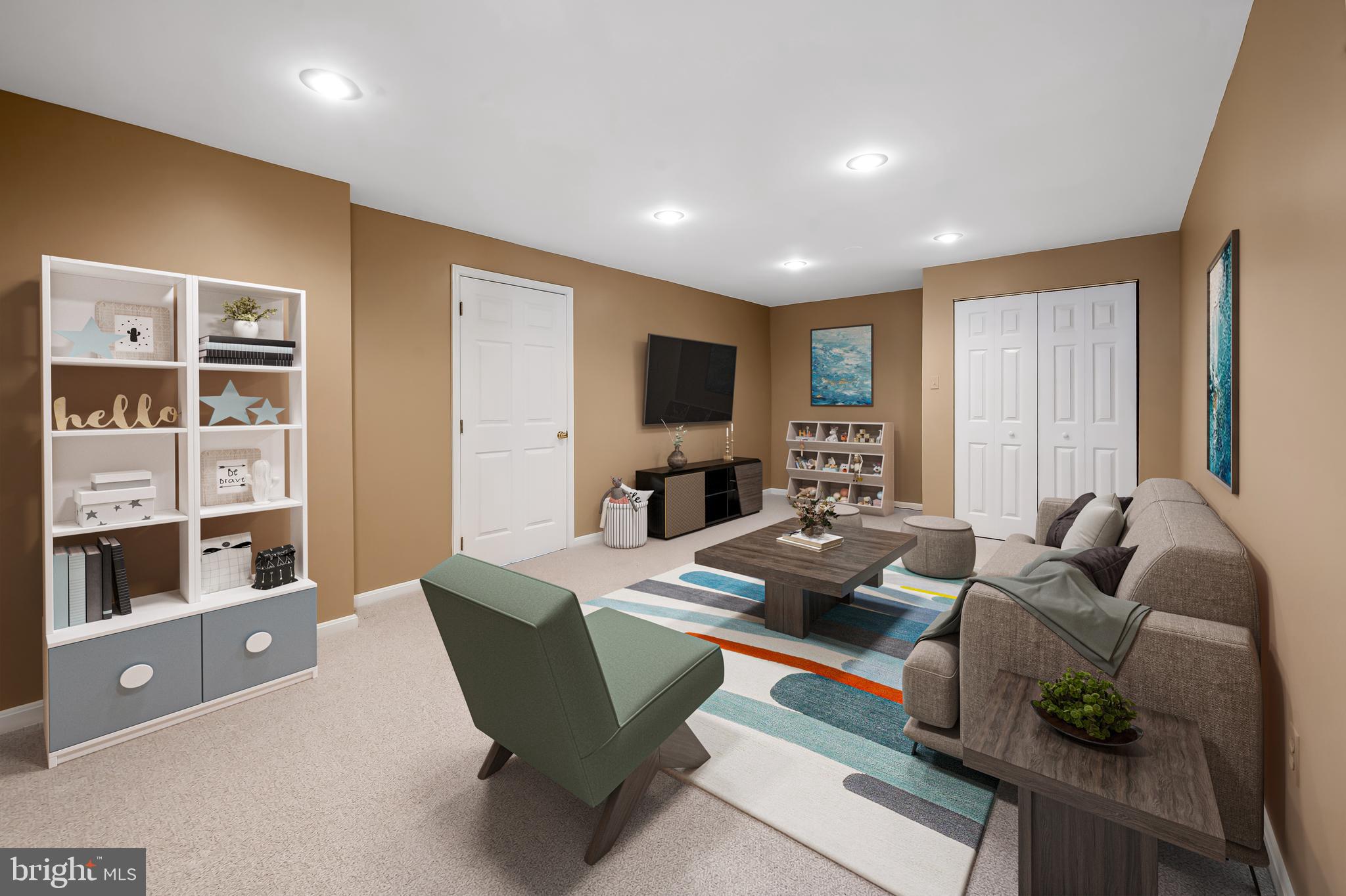 RIVERS EDGE - Residential