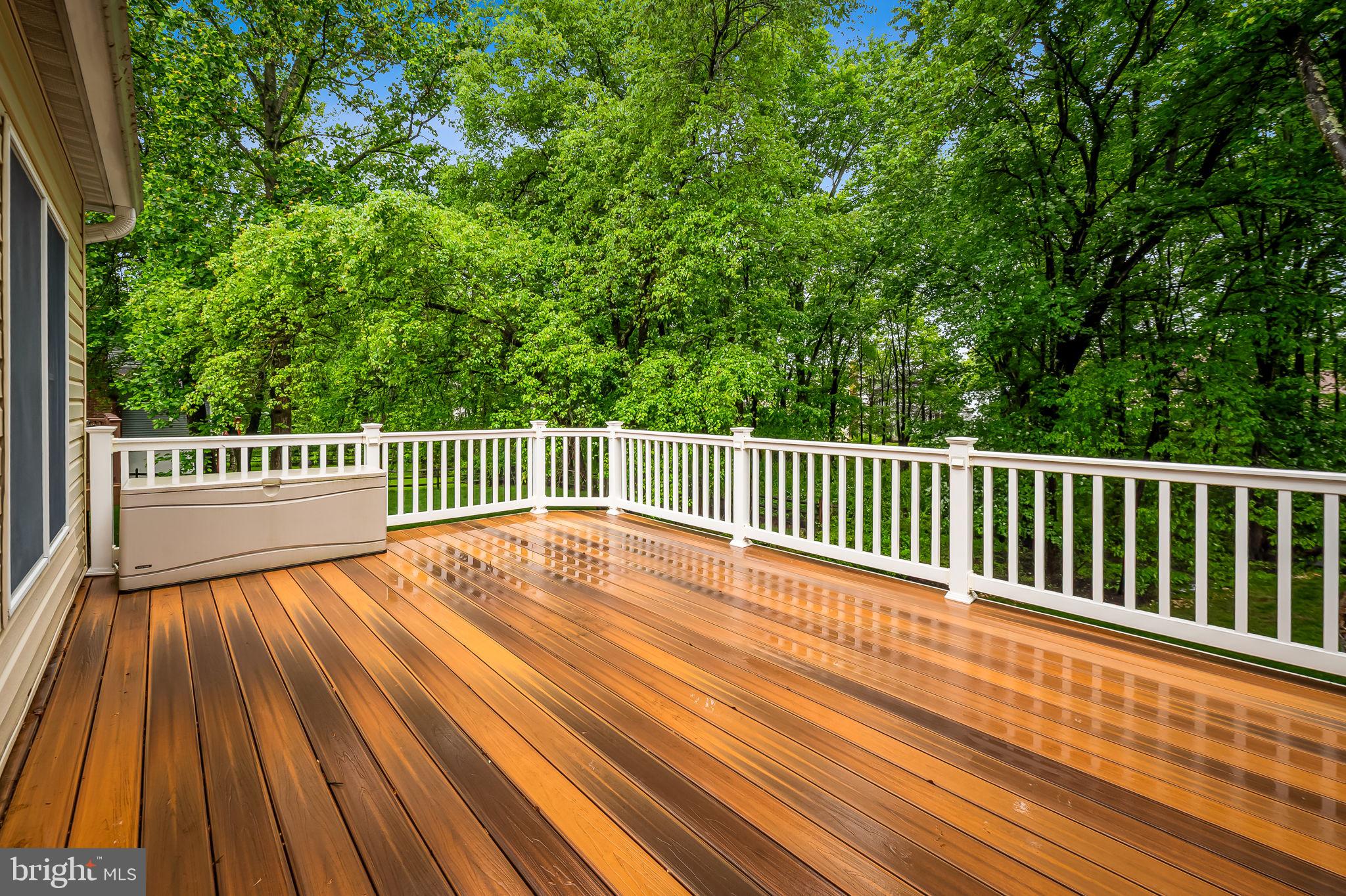 RIVERS EDGE - Residential