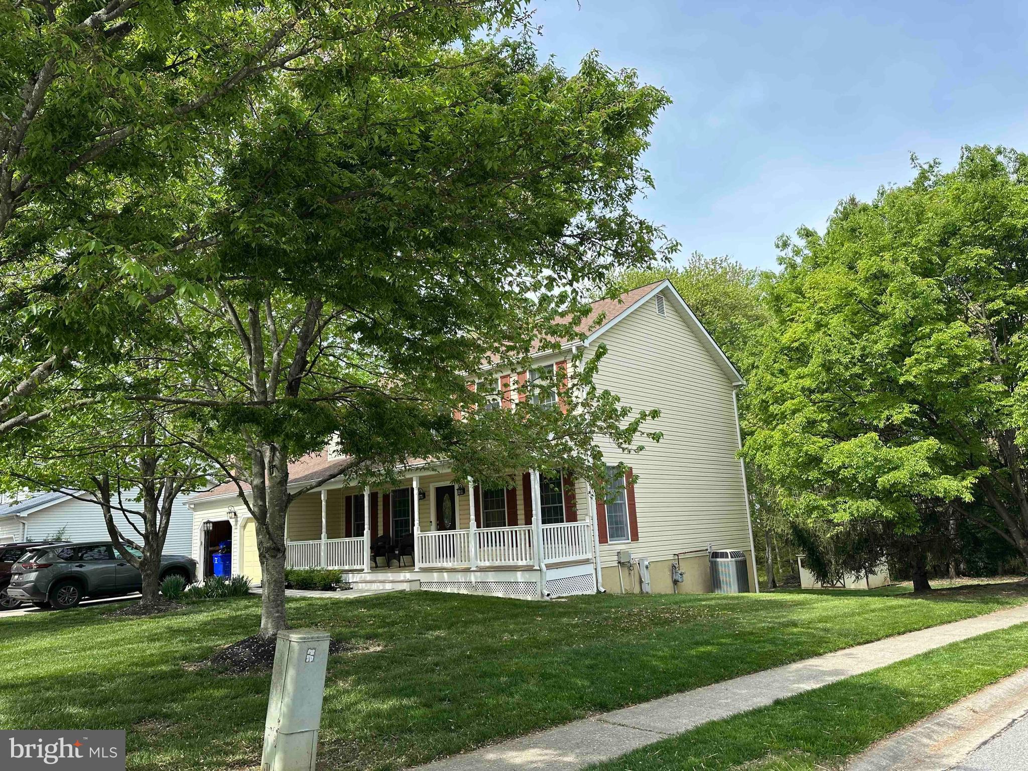 RIVERS EDGE - Residential