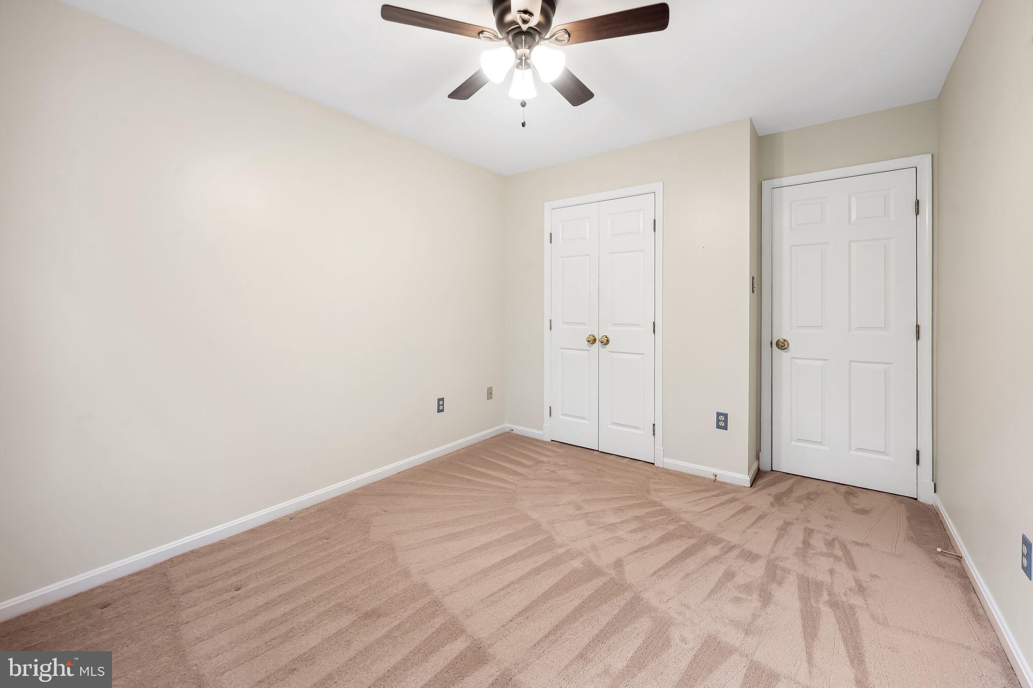 RIVERS EDGE - Residential