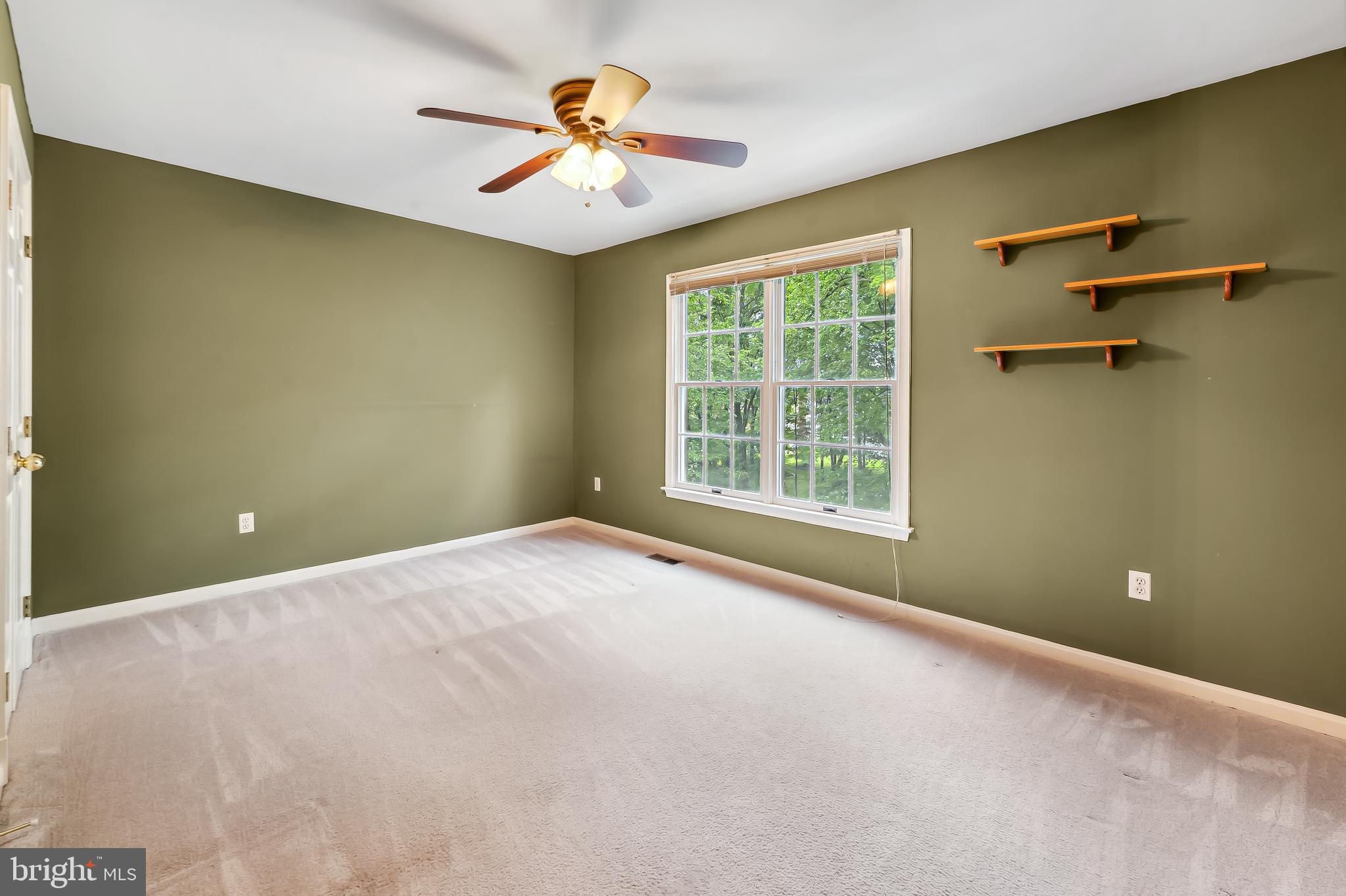 RIVERS EDGE - Residential