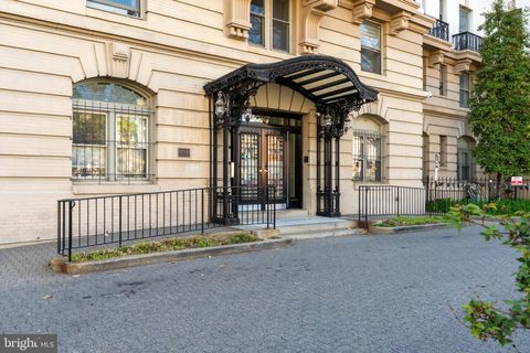 3060 16TH STREET NW 209 WASHINGTON DC 20009