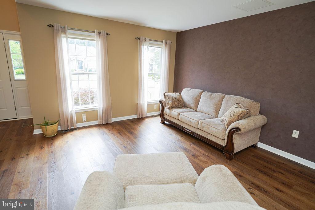 SLEEPY HOLLOW - Residential