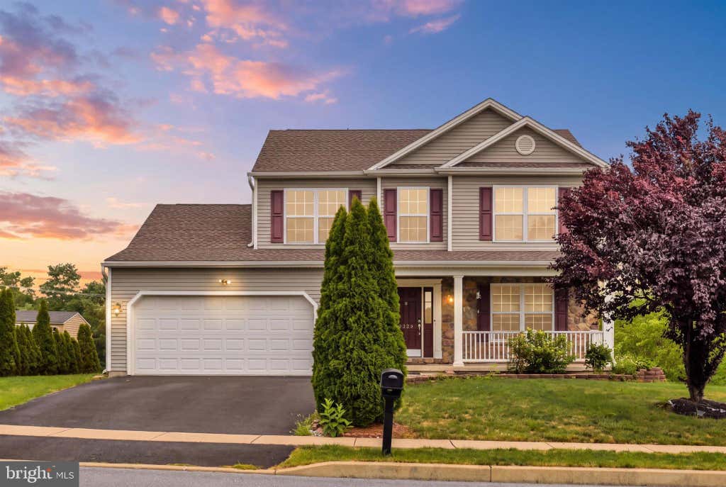Photo of 6254 Chatham Glenn Way, HARRISBURG, PA 17111 (MLS # PADA2062722)