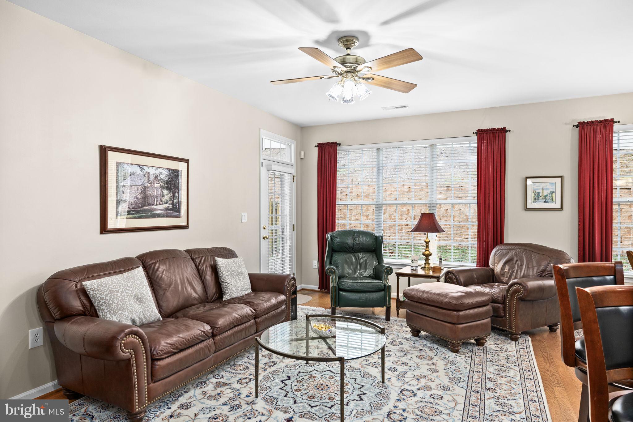 VILLAS AT SNOWDEN - Residential